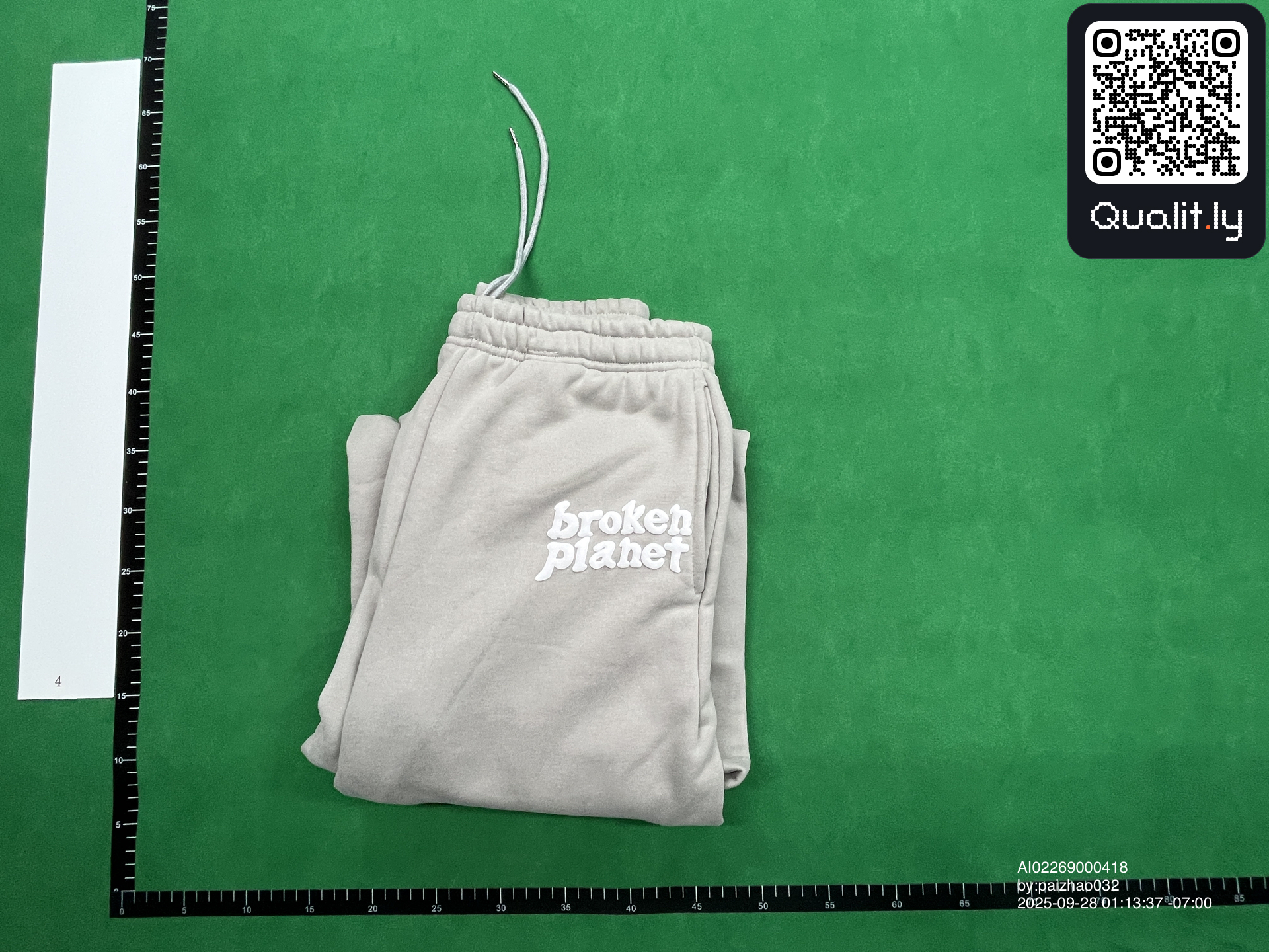Hoodie — QC-foto 1 van 21