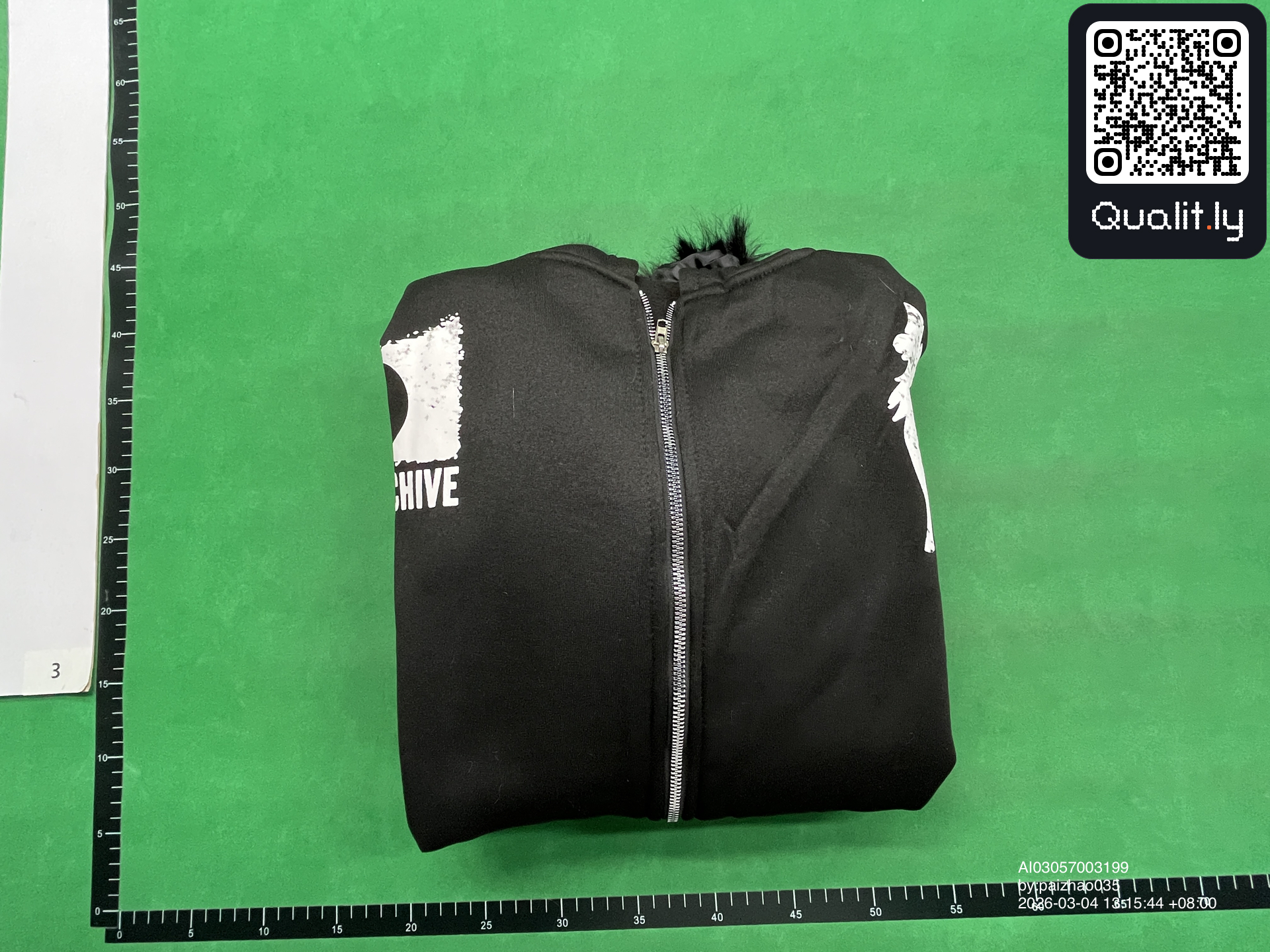 Hoodie — QC-foto 1 av 4