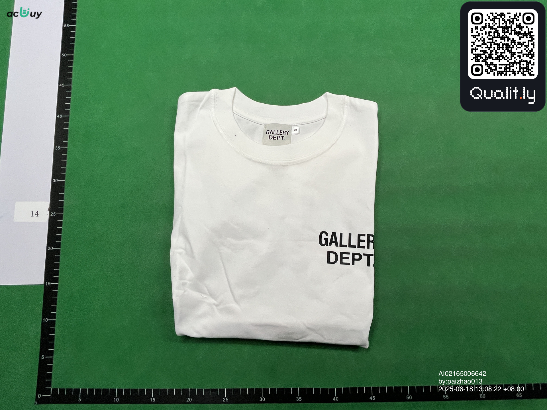 Tricou — fotografie QC 1 din 38