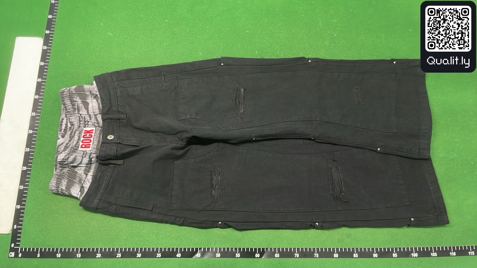 Jeans QC photo 2 of 14