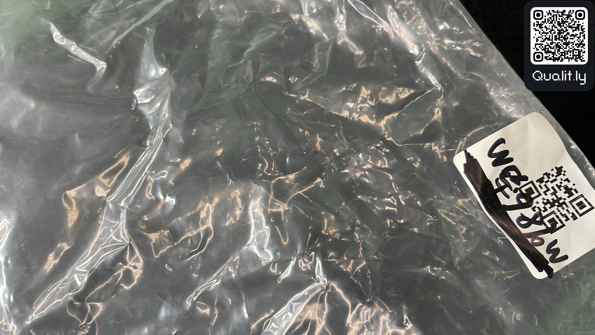 Pants QC photo 1 of 66