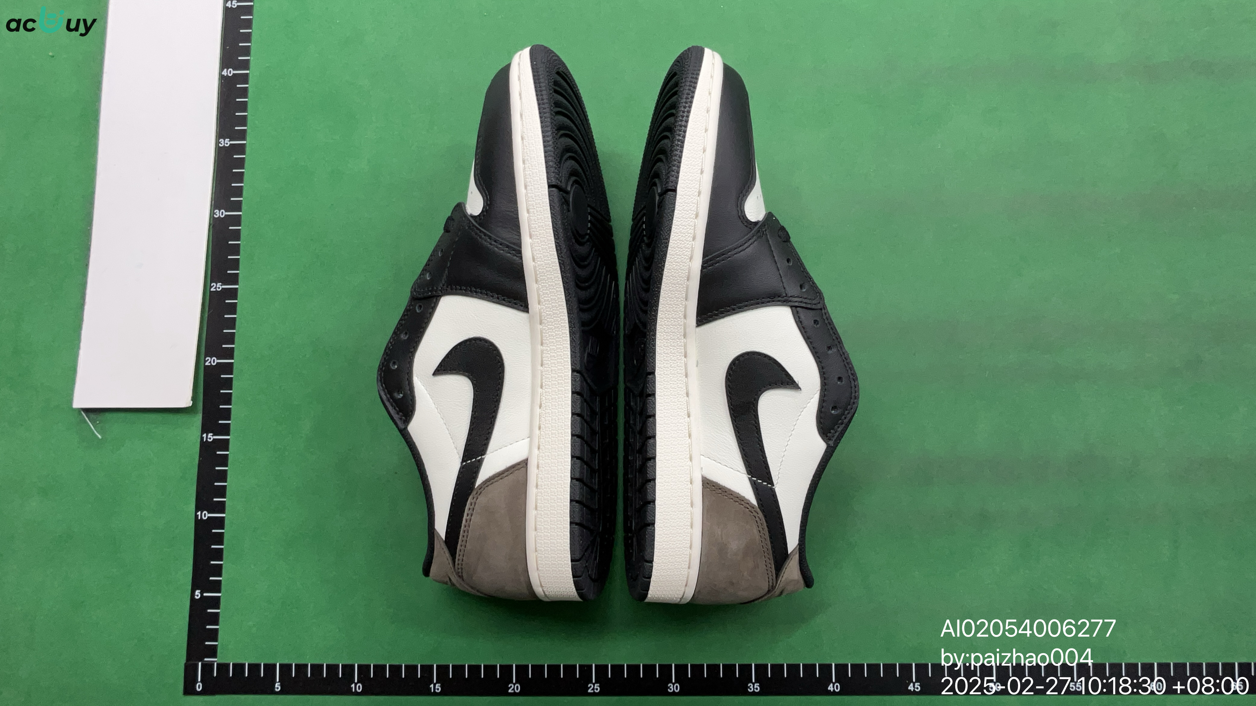 Sneakers QC photo 3 of 26
