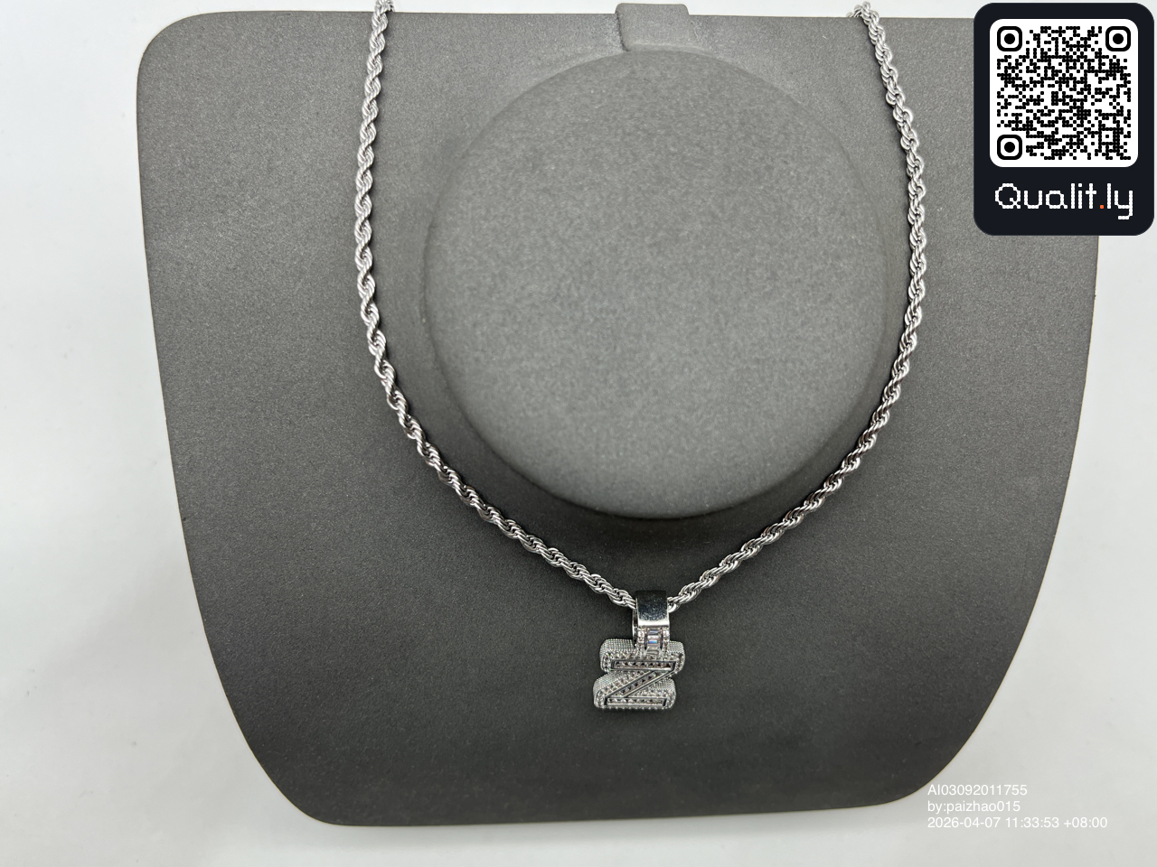 Jewelry QC photo 3 of 6