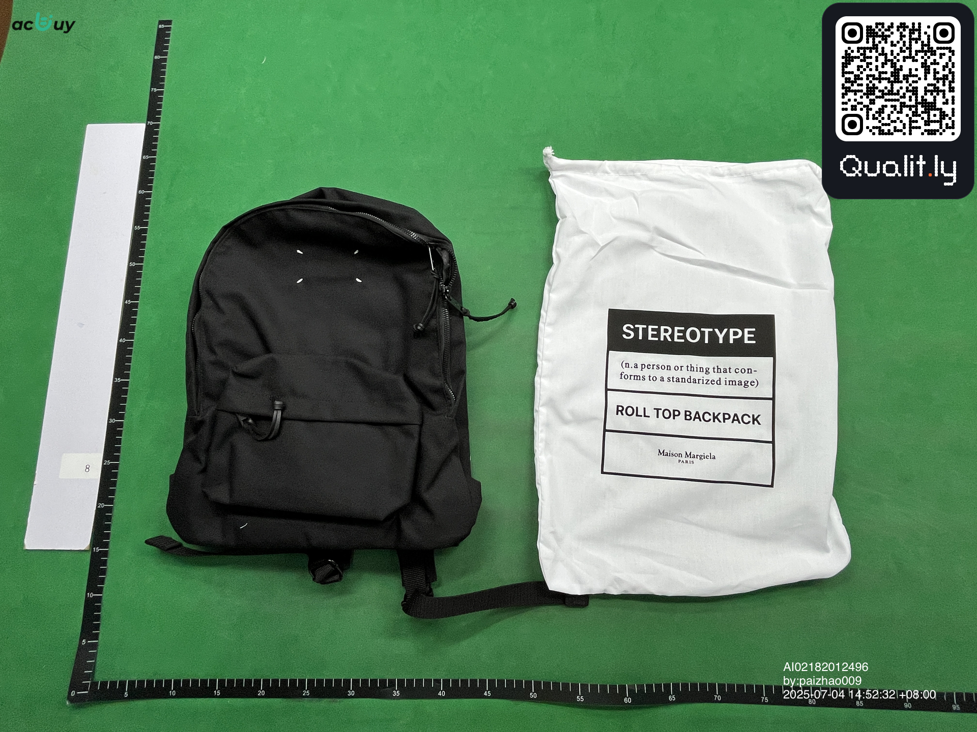 Bag QC photo 1 of 3