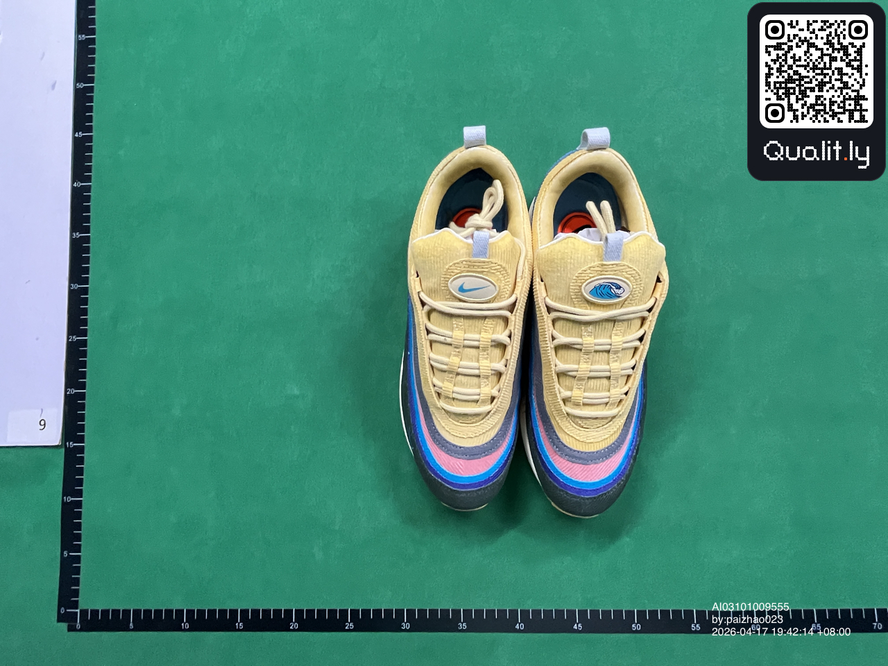 球鞋 QC 照片 1 / 26