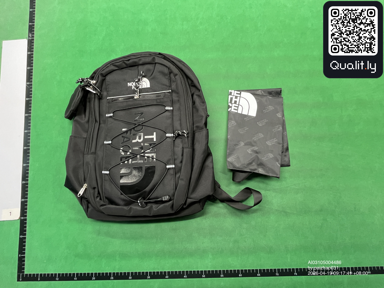 Borsa — foto QC 3 di 33