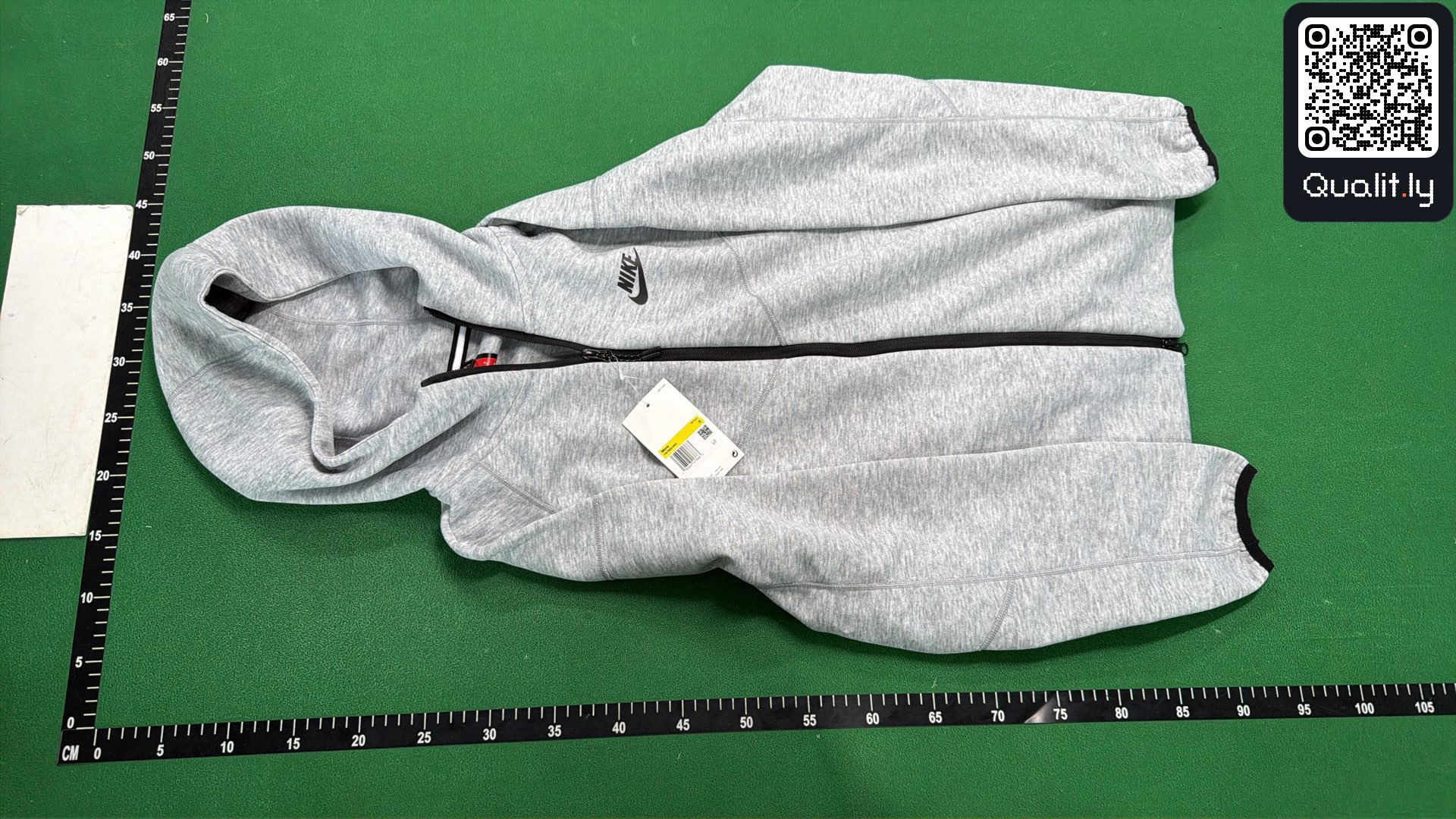 Jacket QC photo 2 of 8