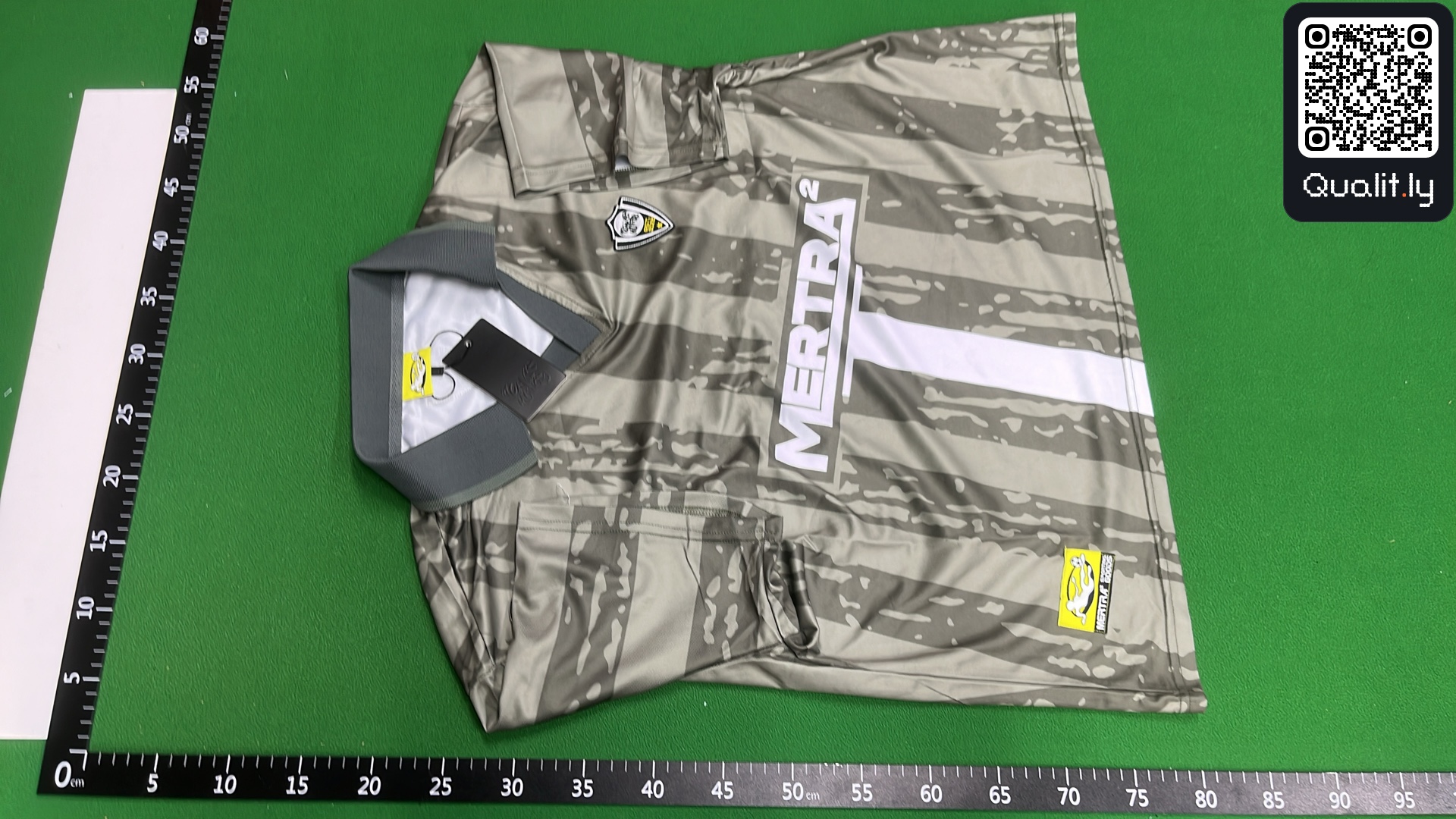 T-Shirt — QC-Foto 2 von 12