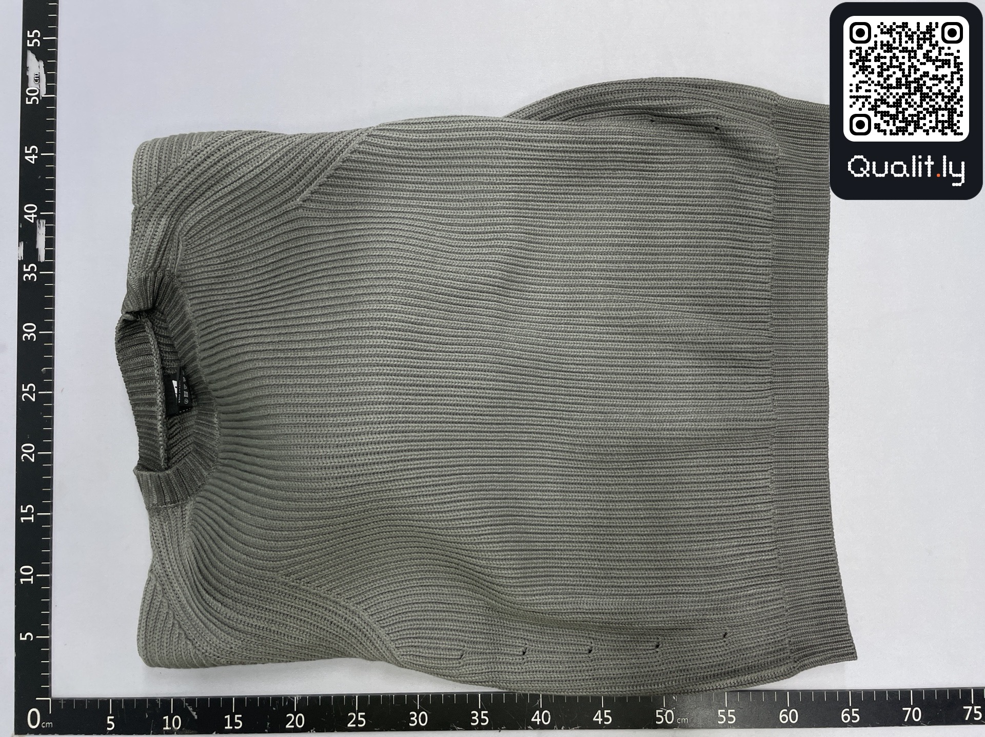 Maglione — foto QC 3 di 61