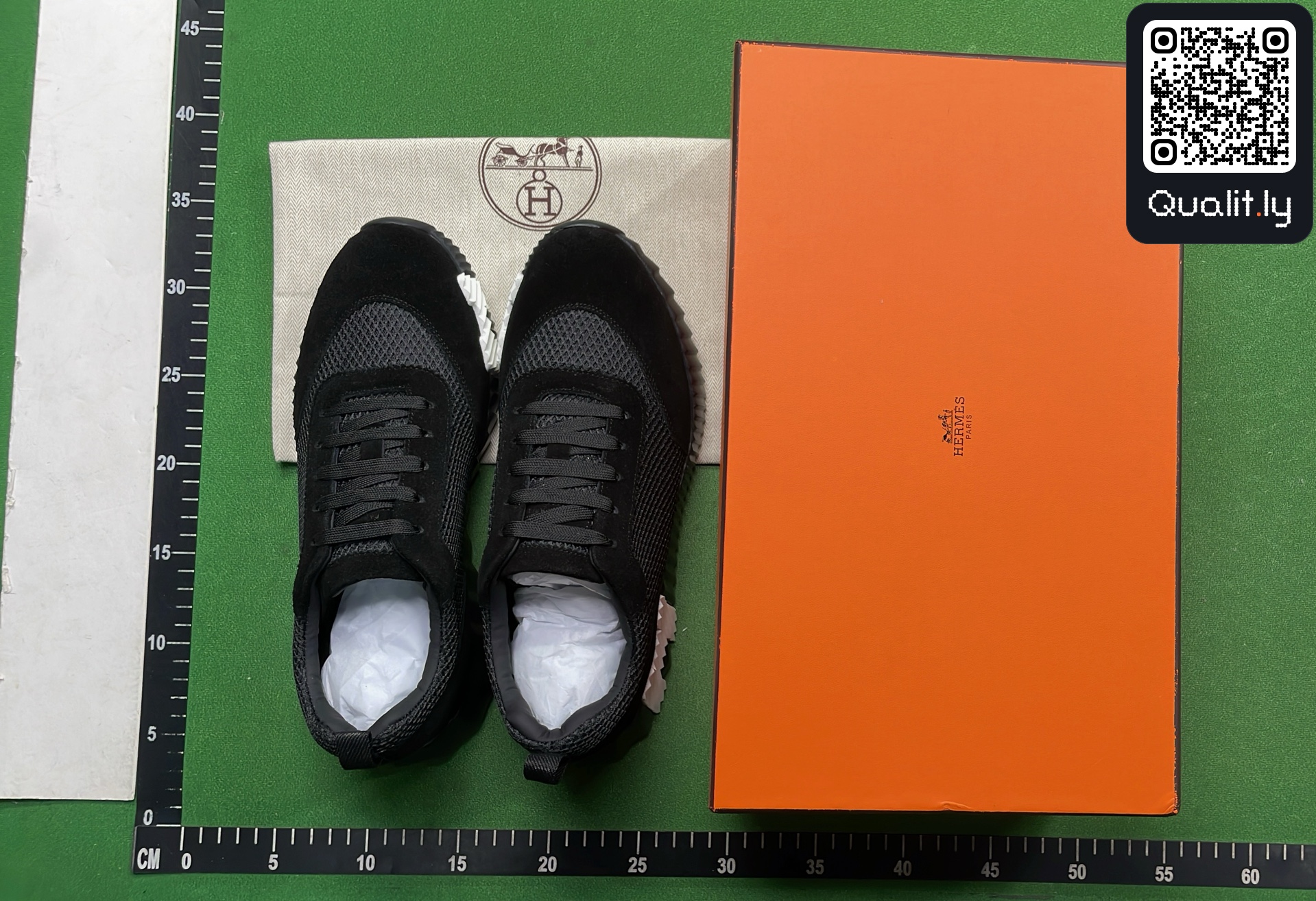 Sneakers — QC-foto 1 av 18