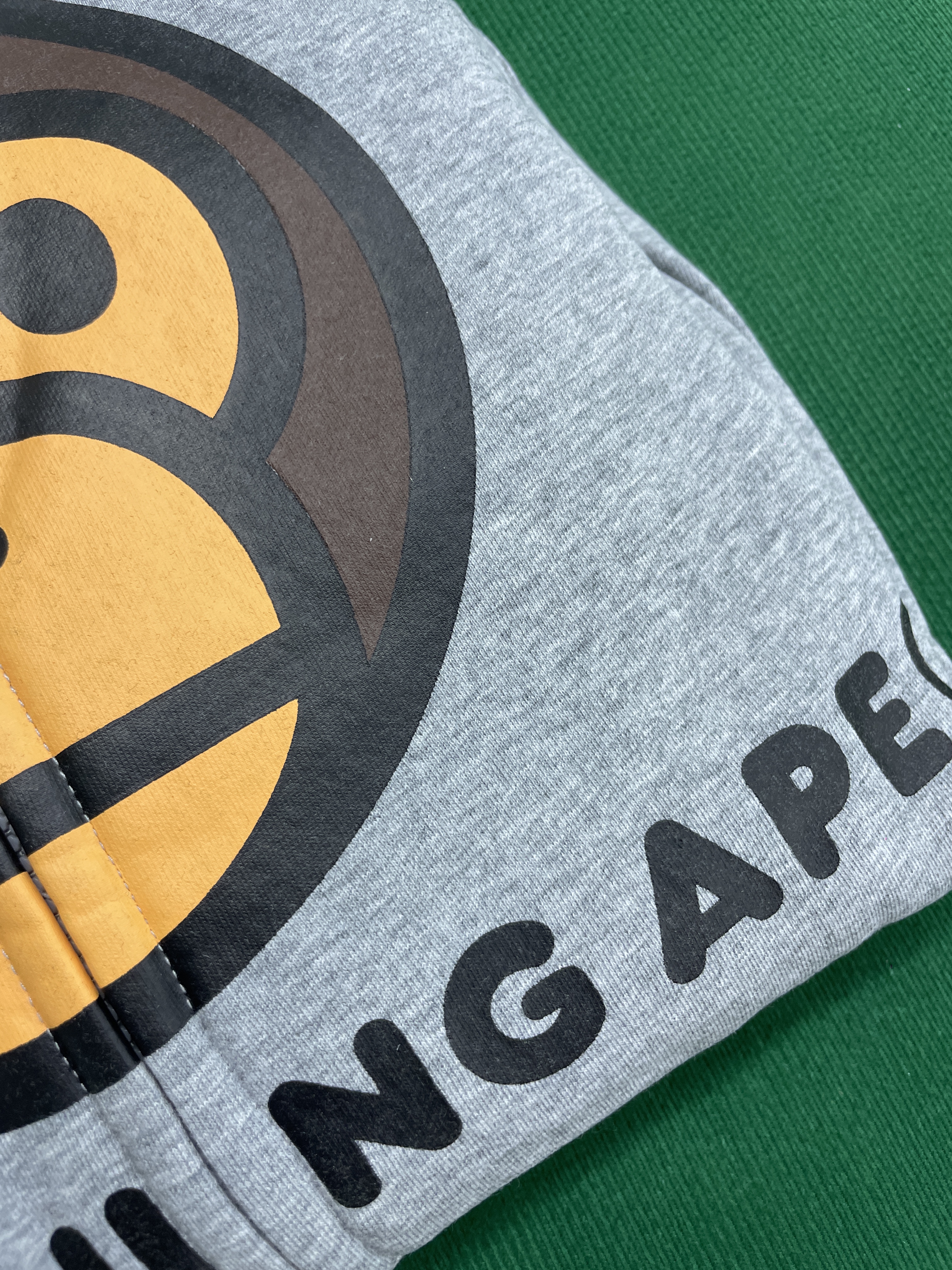 Hoodie — QC-foto 1 van 33