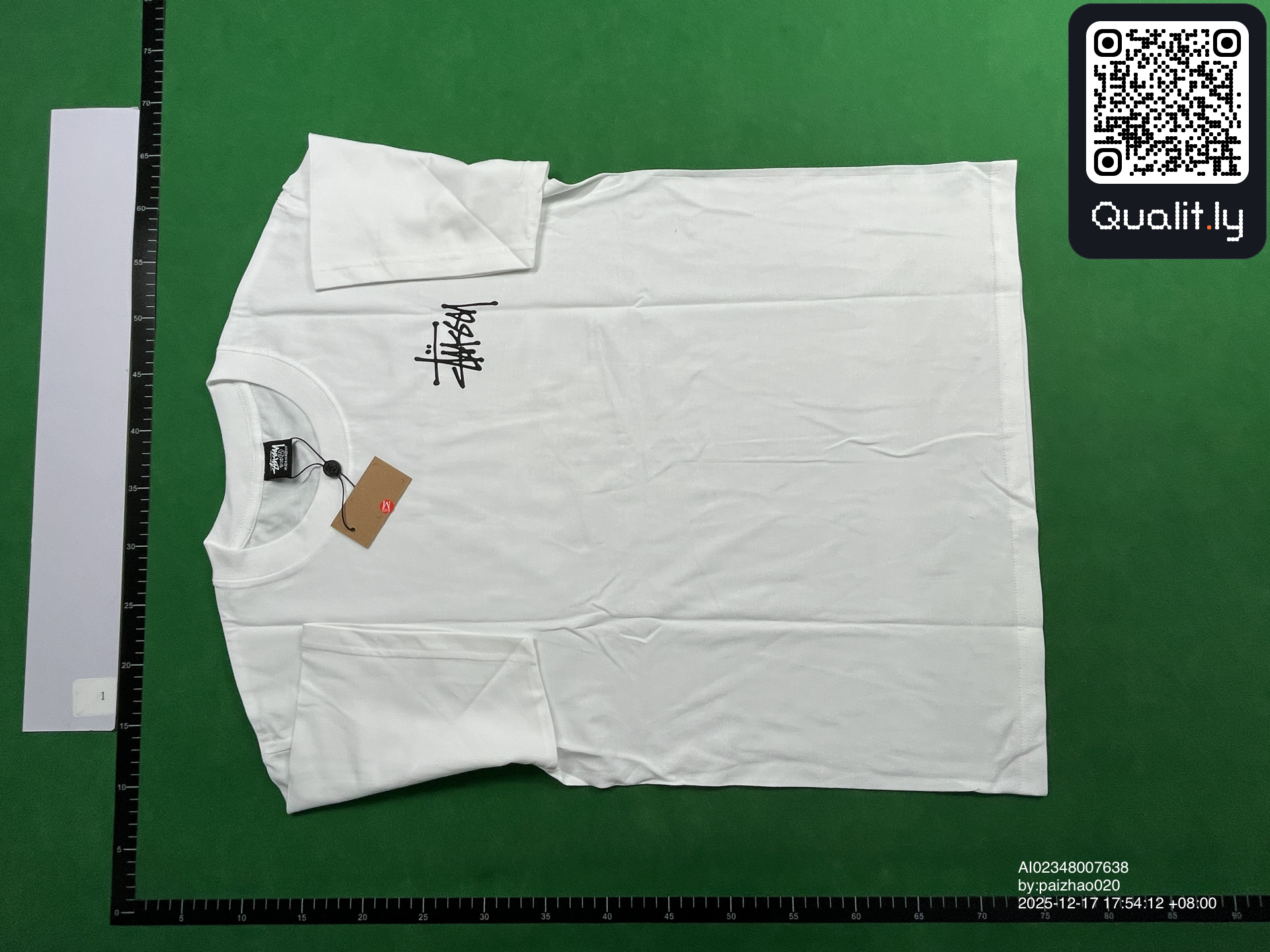 T恤 QC 照片 2 / 10