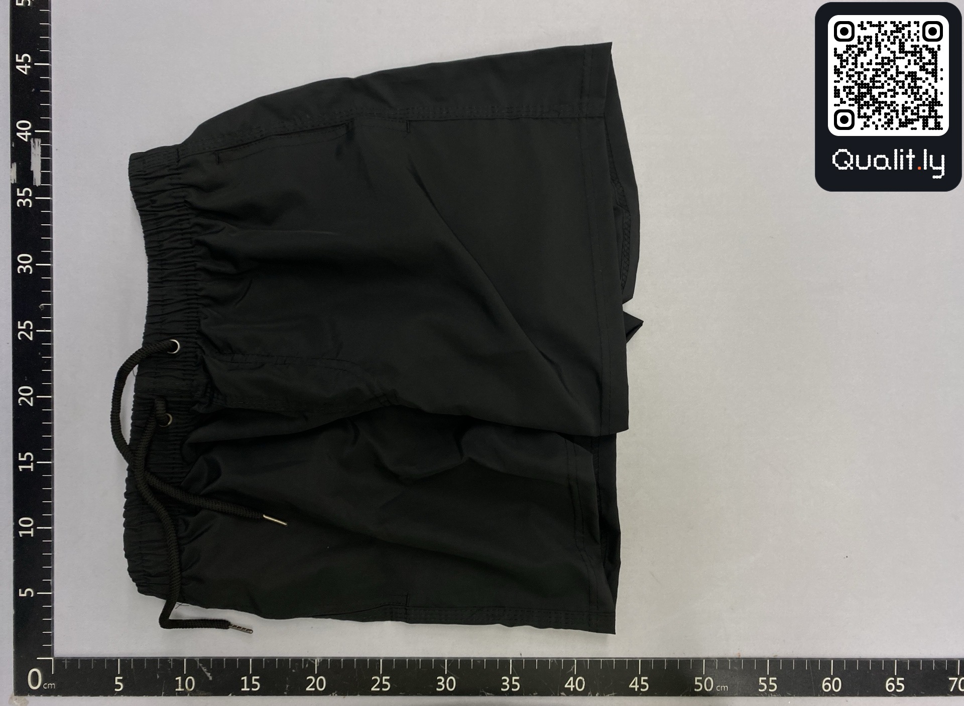 Shorts QC photo 3 of 44