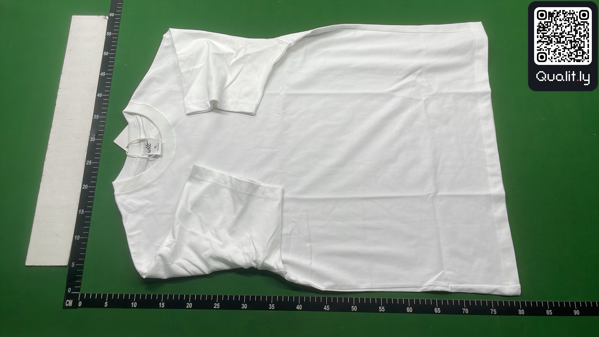 衬衫 QC 照片 2 / 32