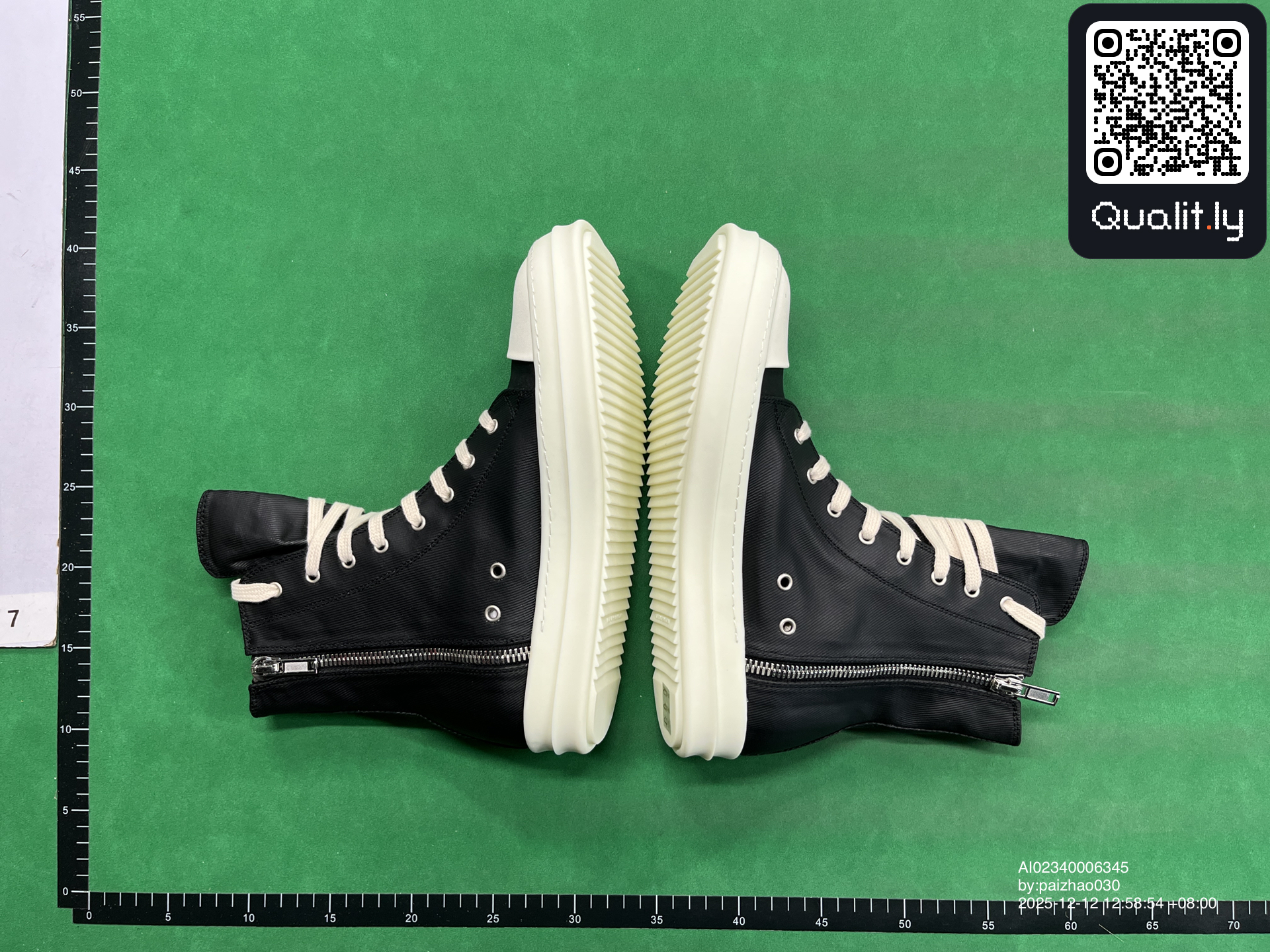 球鞋 QC 照片 3 / 26