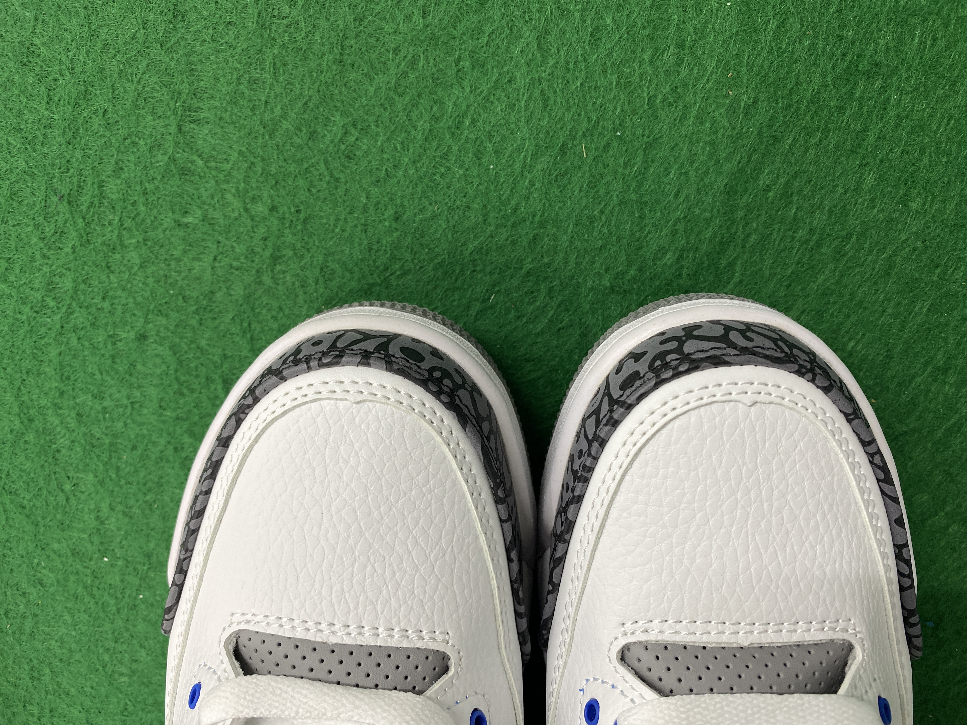 Sneakers — foto QC 3 di 8