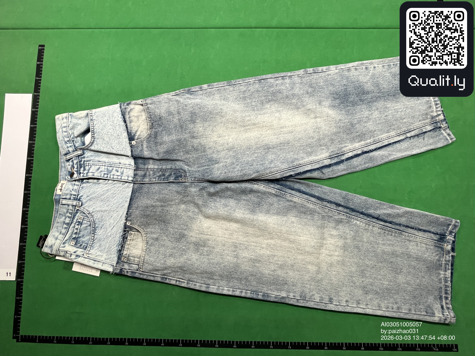 Jeans — QC-foto 3 van 12