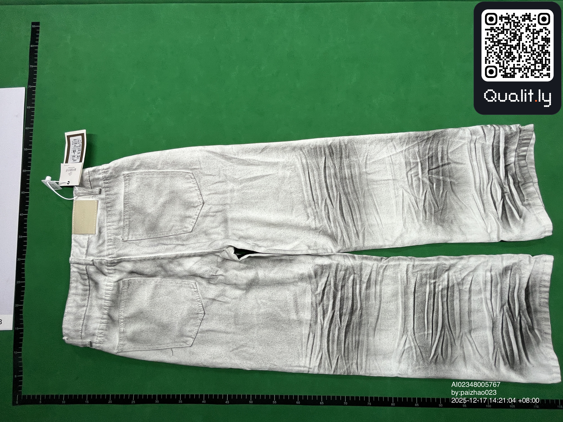 Jeans — QC-Foto 2 von 4