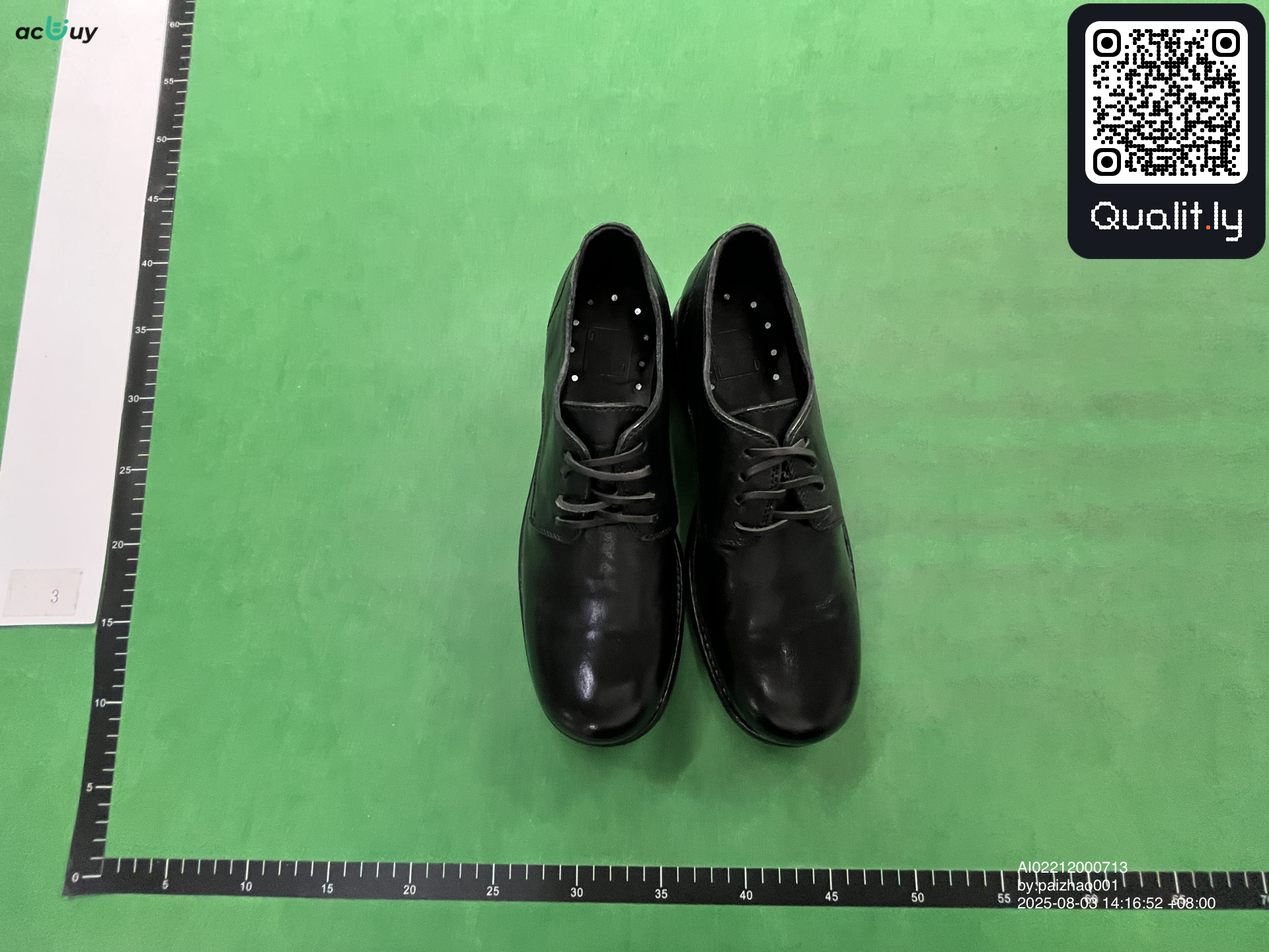球鞋 QC 照片 1 / 6