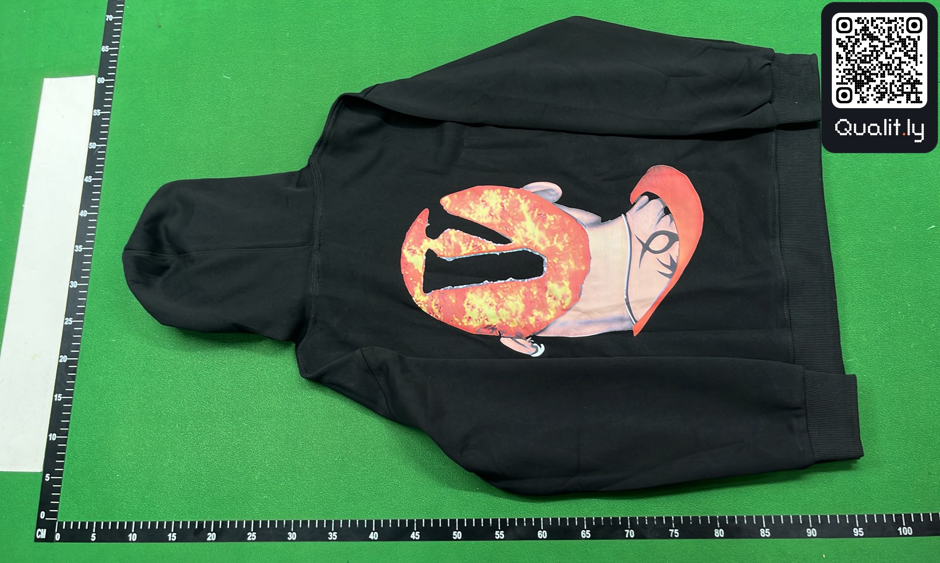 Hoodie QC photo 3 of 4