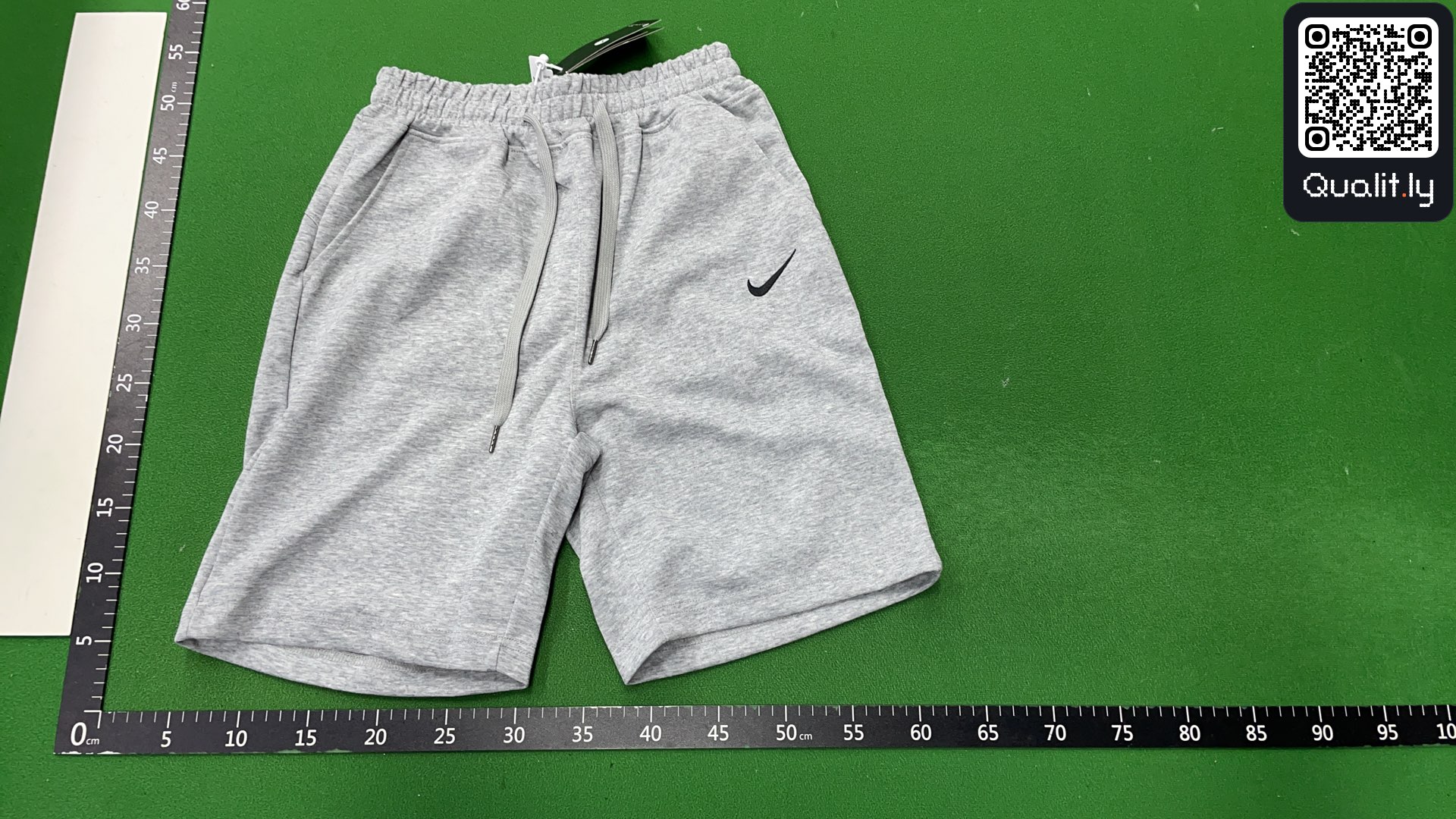 Shorts QC photo 2 of 80