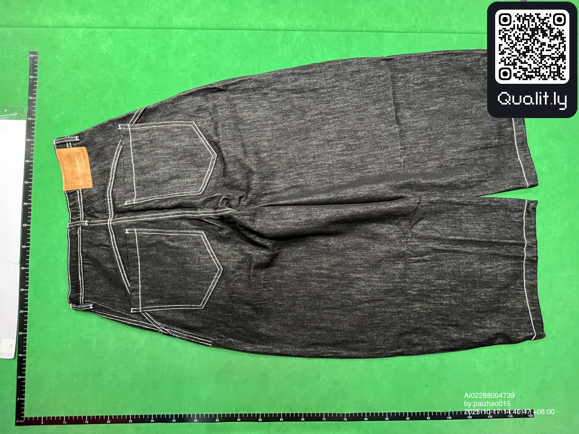 Jeans QC photo 2 of 8