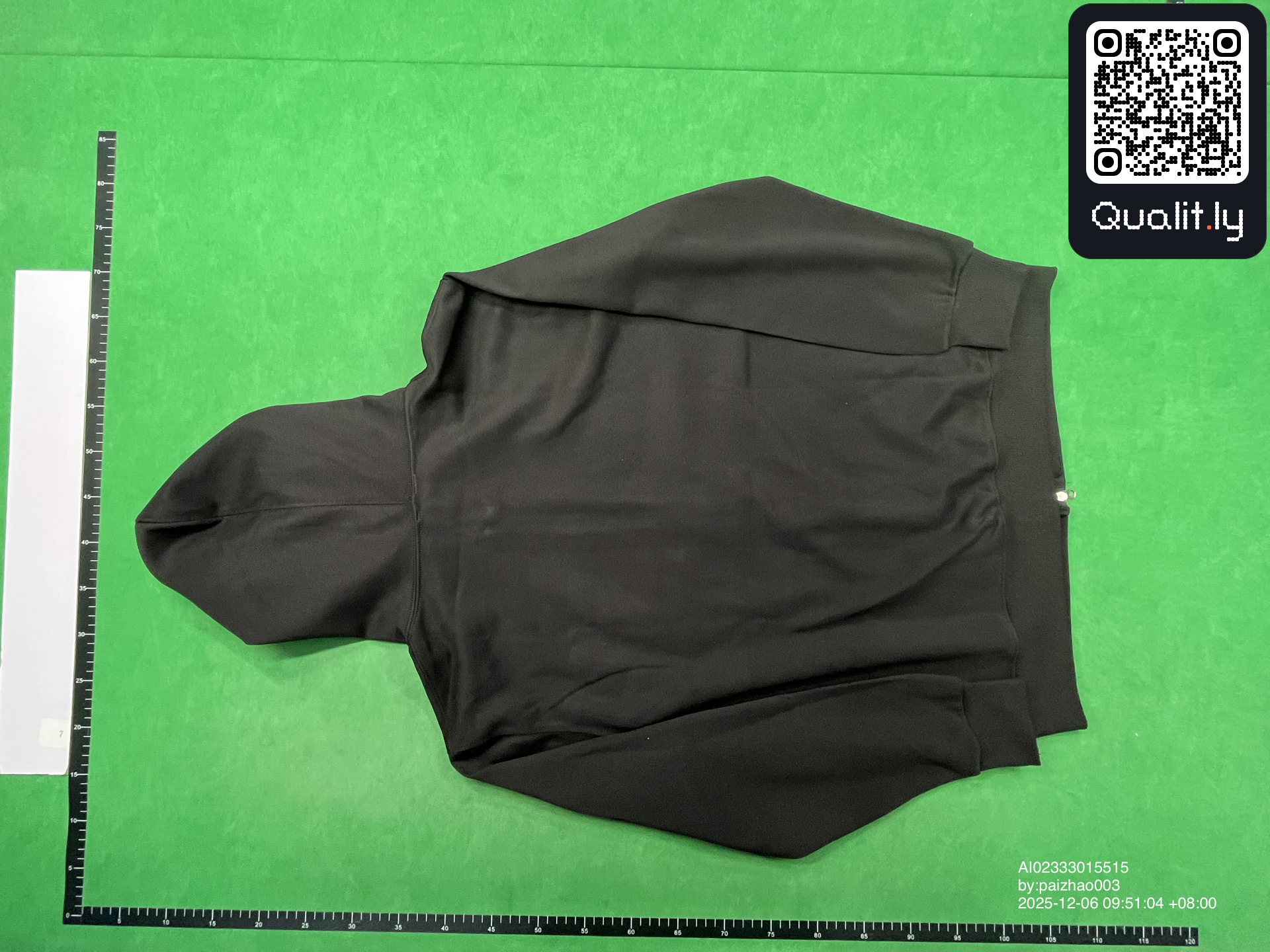 パーカー QC写真 2/10