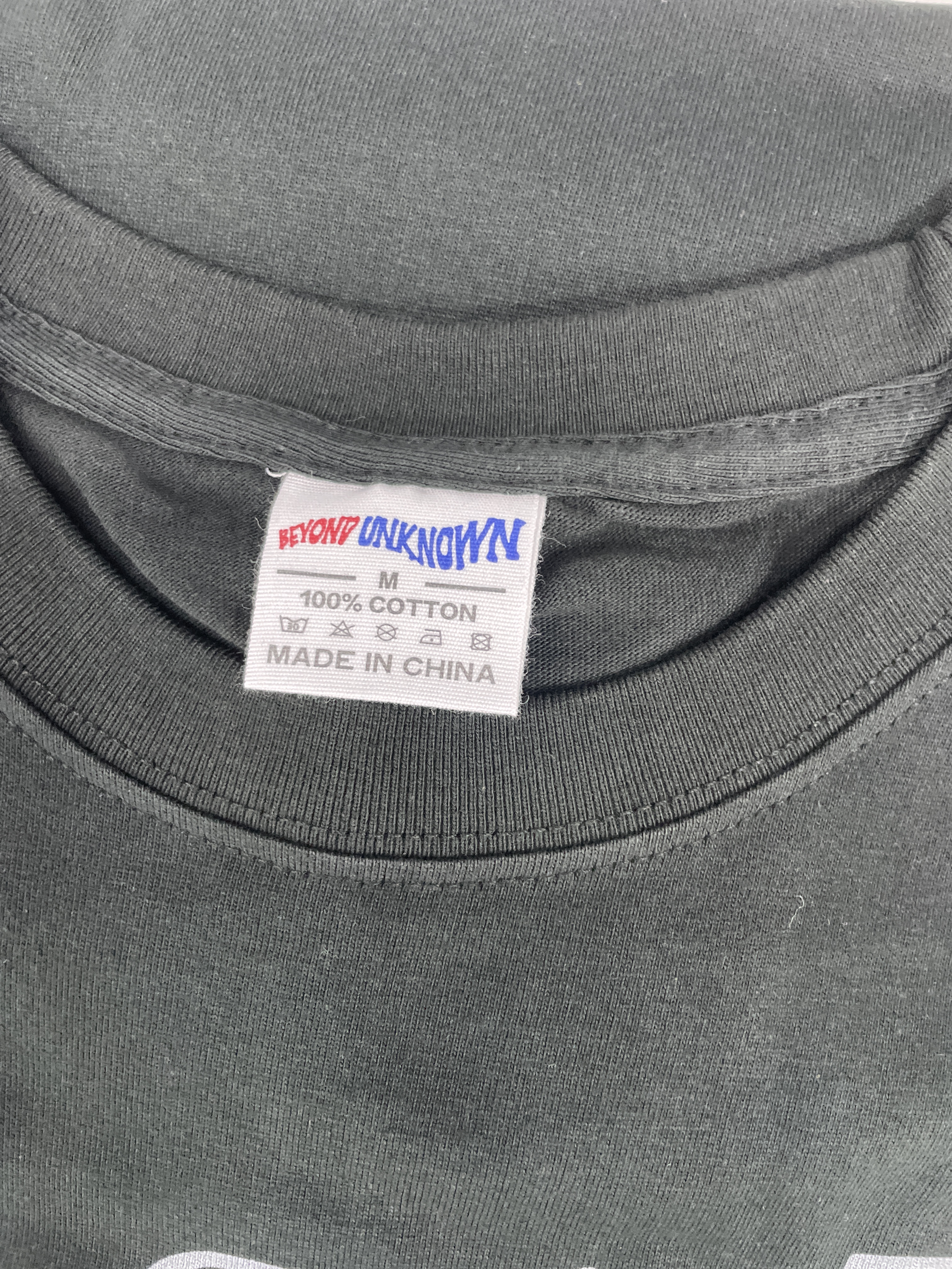 T-shirt — photo QC 3 sur 9