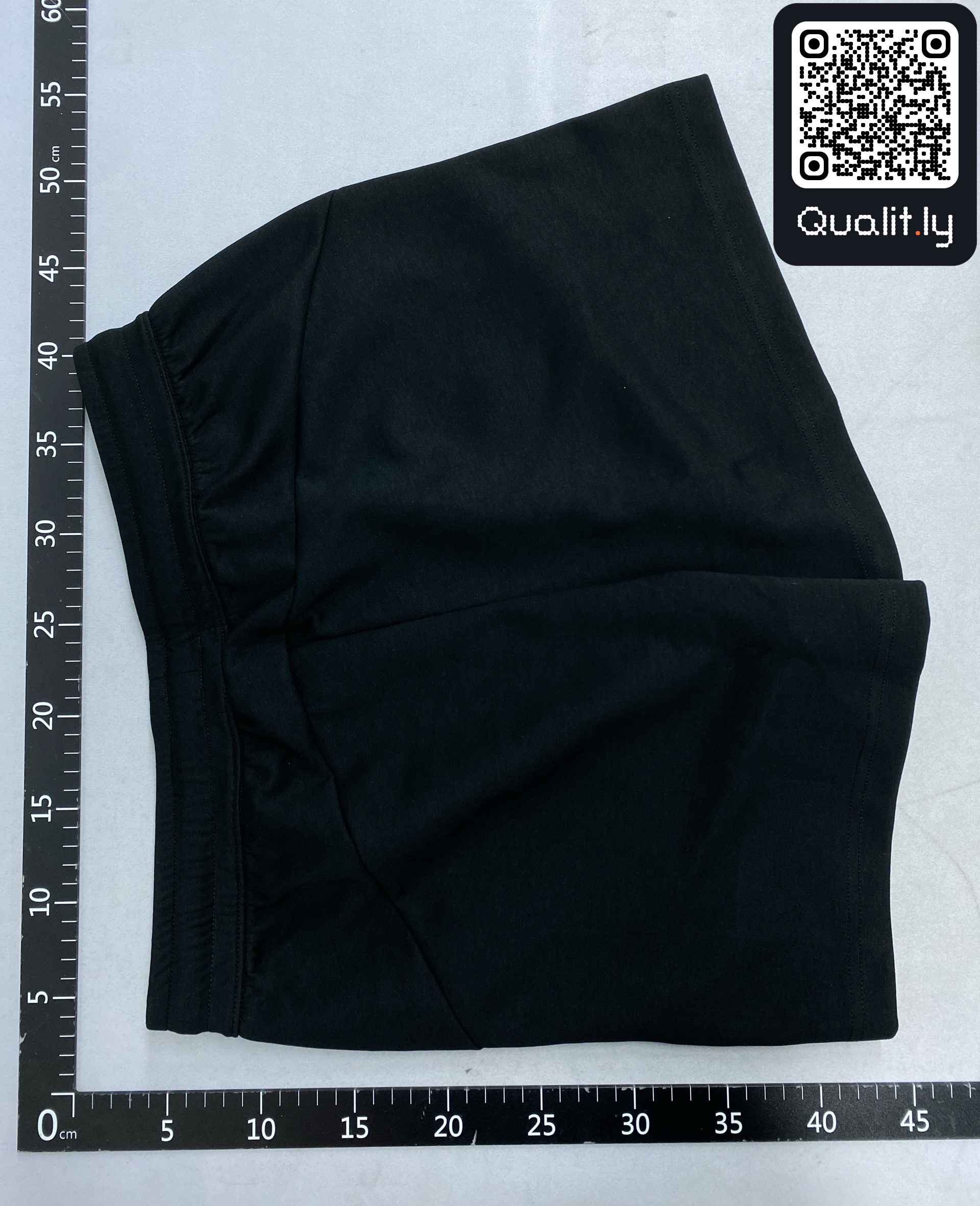 短裤 QC 照片 2 / 21