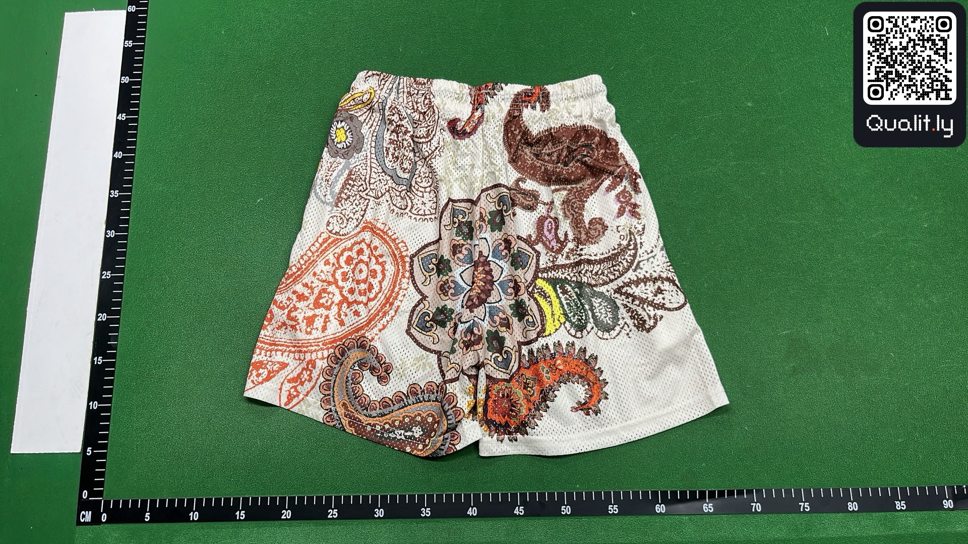 Shorts QC photo 3 of 86