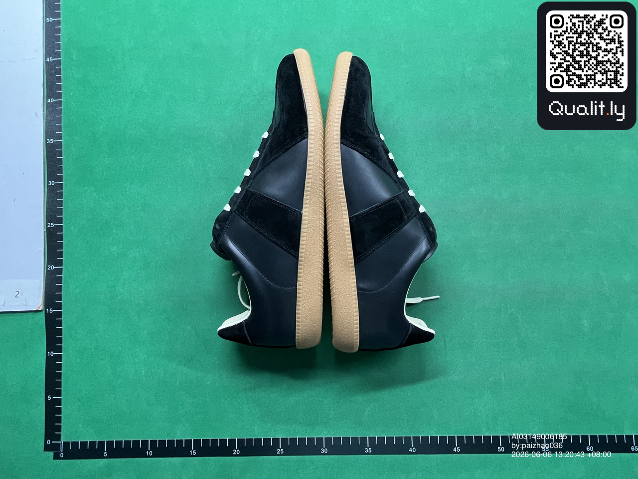 Sneakers — QC-foto 2 av 10