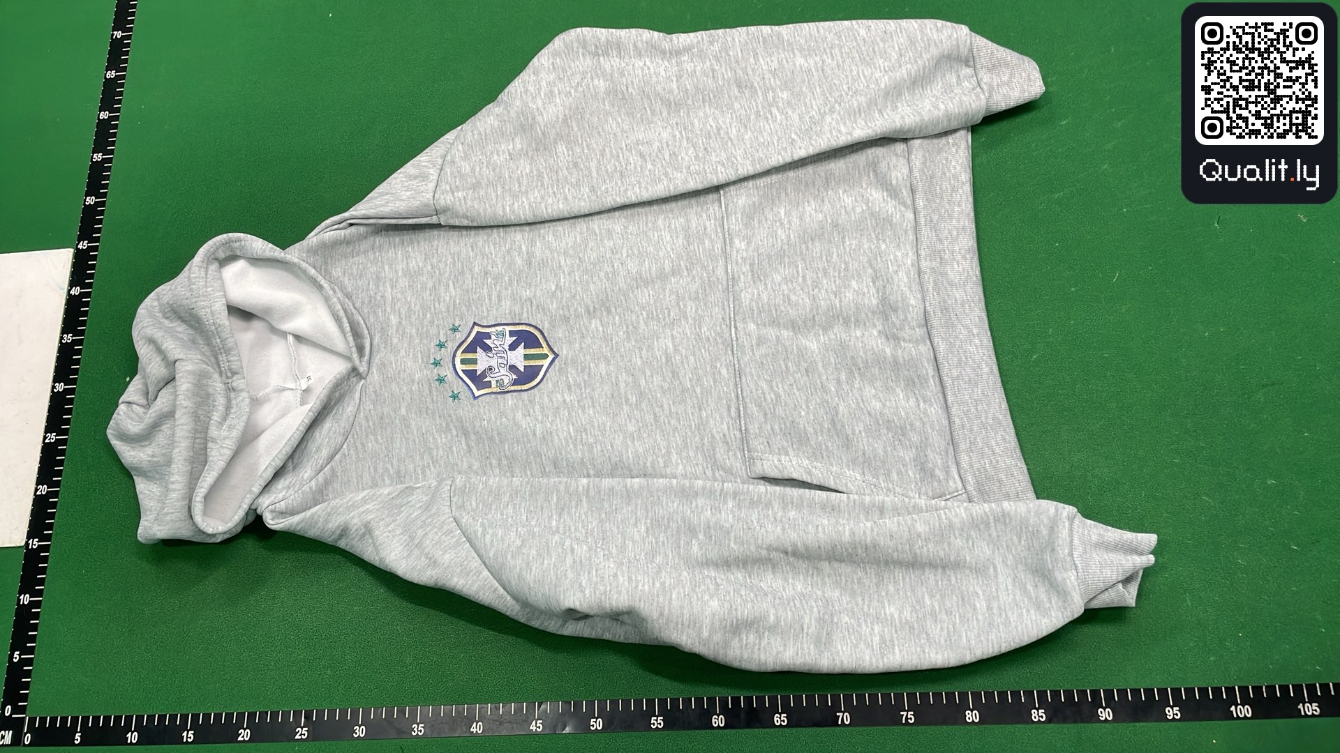 Hoodie QC photo 2 of 5