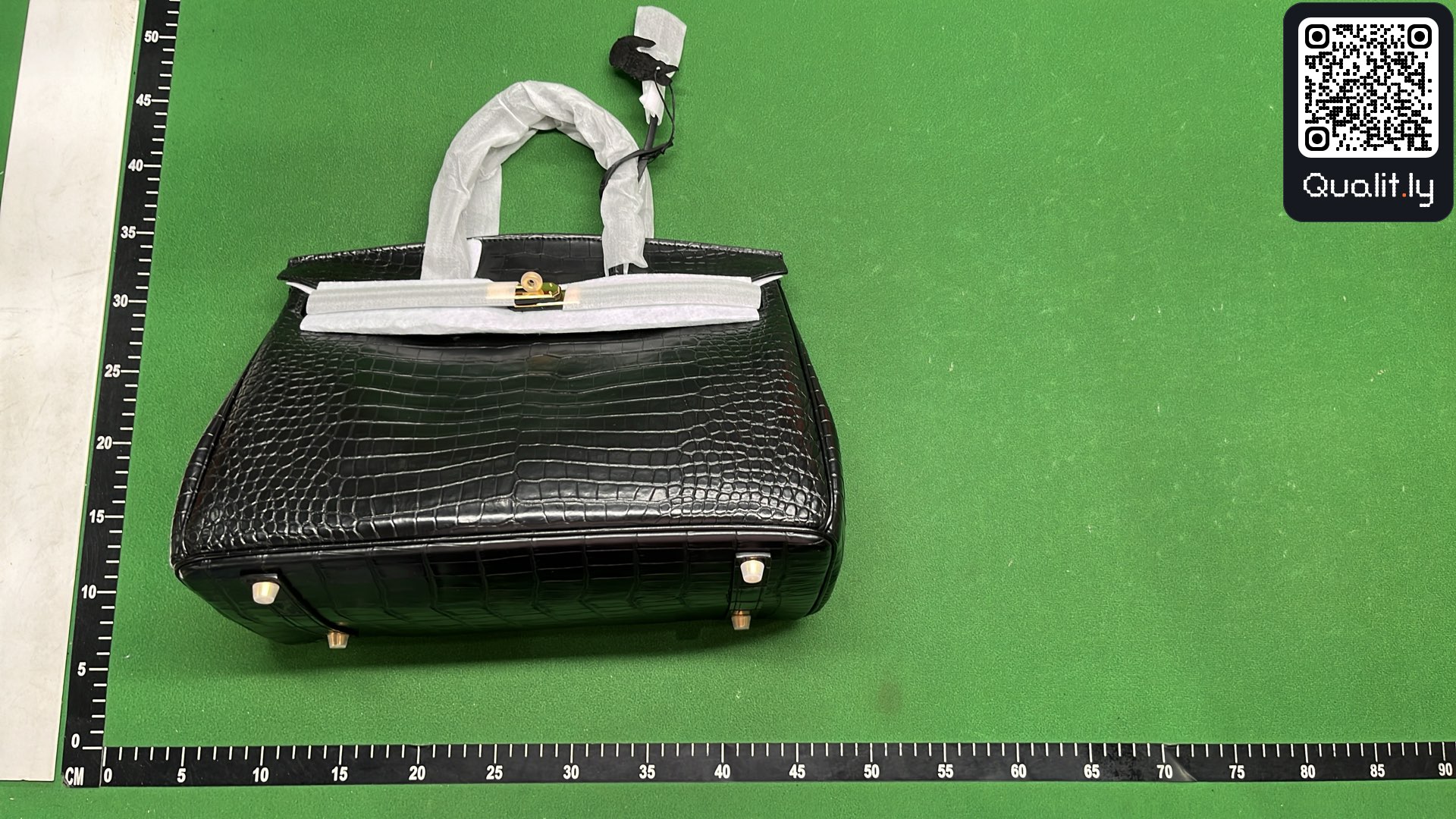 Bag QC photo 1 of 3