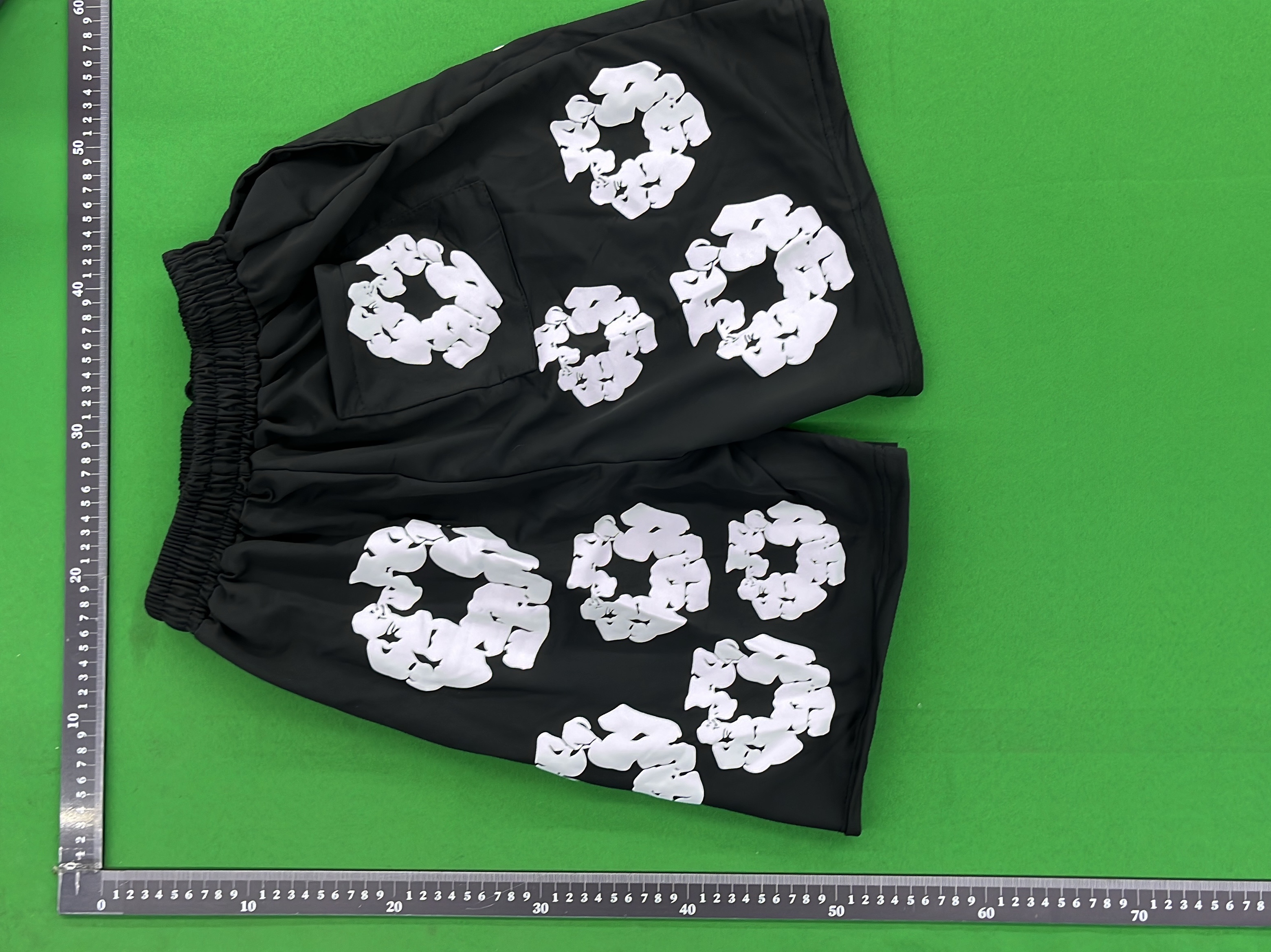 Short — photo QC 3 sur 14