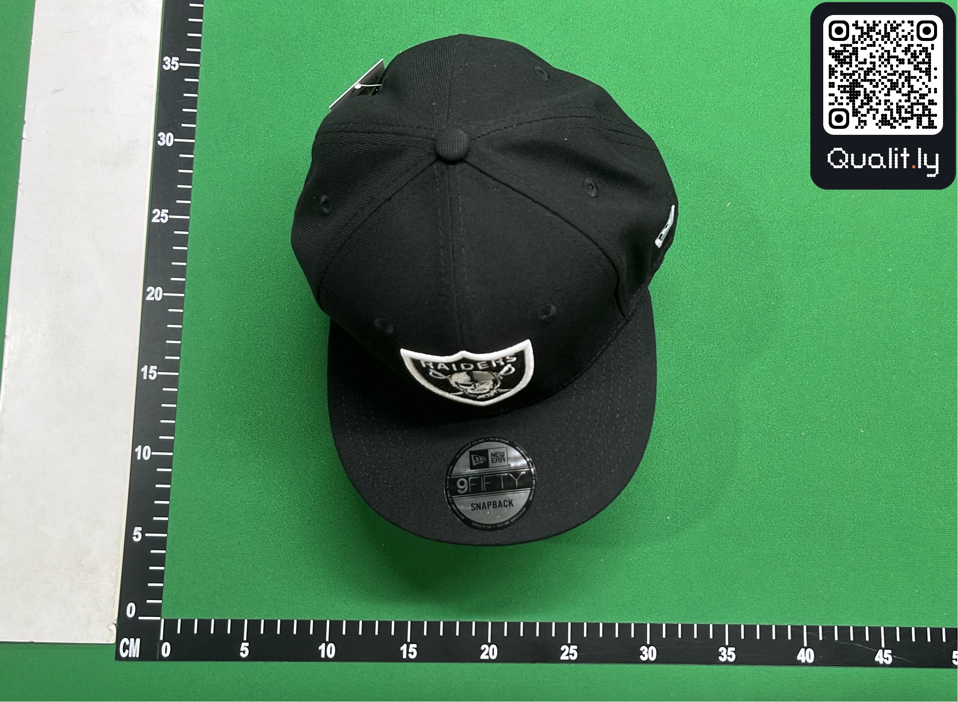 Pet — QC-foto 1 van 3