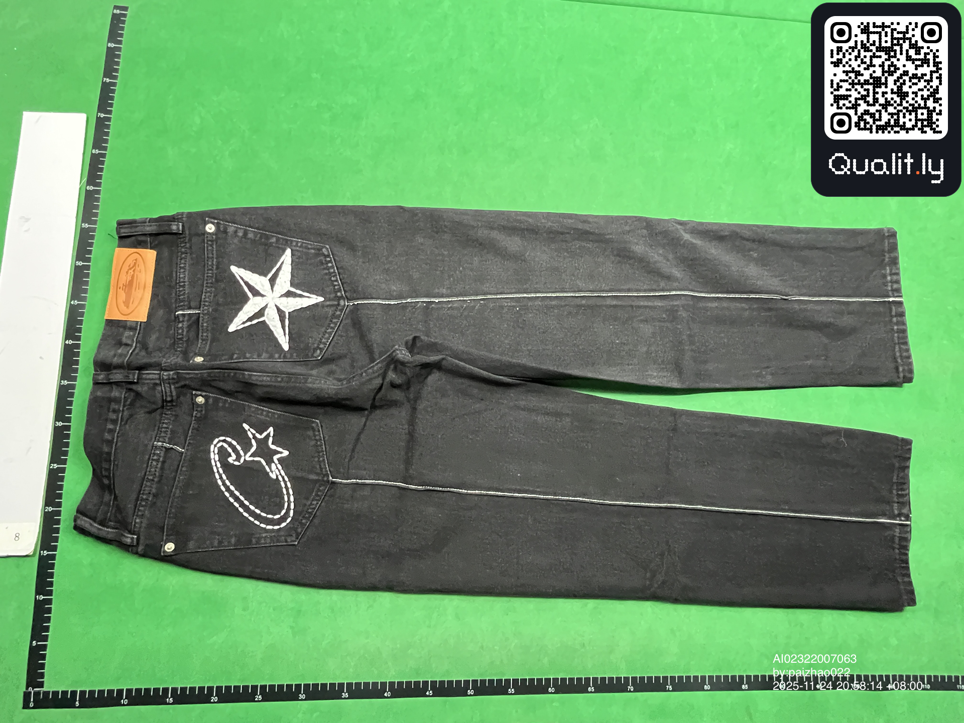 牛仔裤 QC 照片 2 / 70