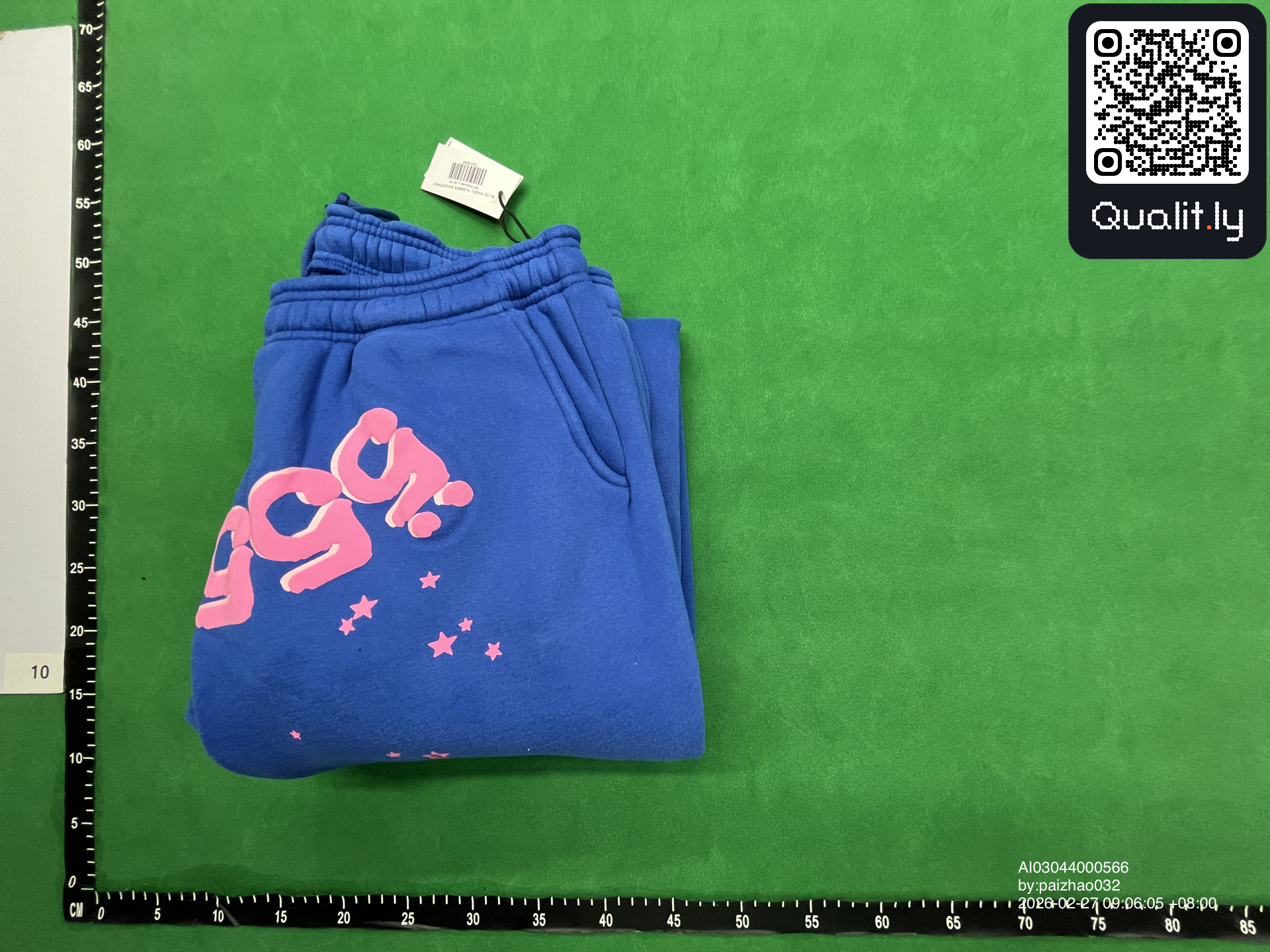 连帽卫衣 QC 照片 1 / 4
