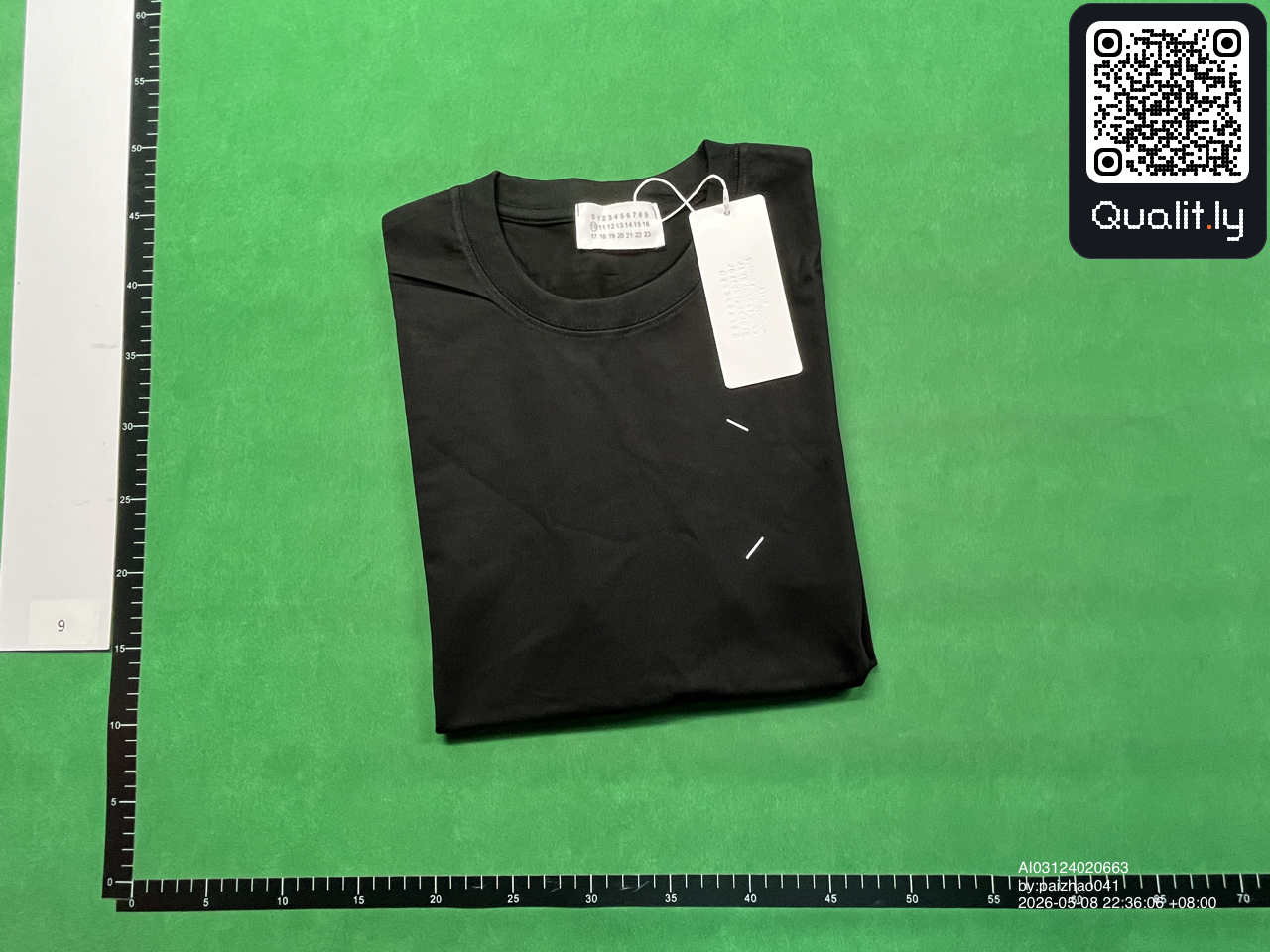 T-shirt — foto QC 1 de 198