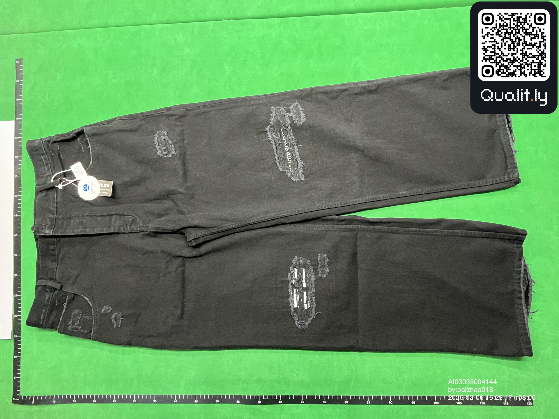Jeans QC photo 3 of 4