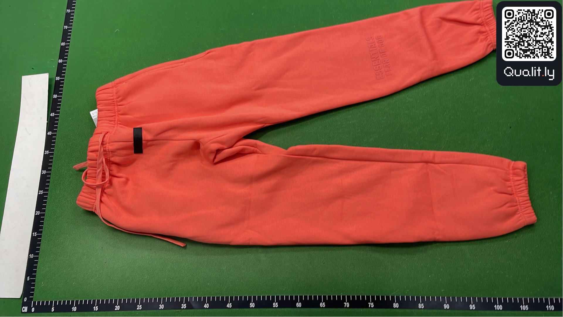 Pantalon — photo QC 2 sur 24