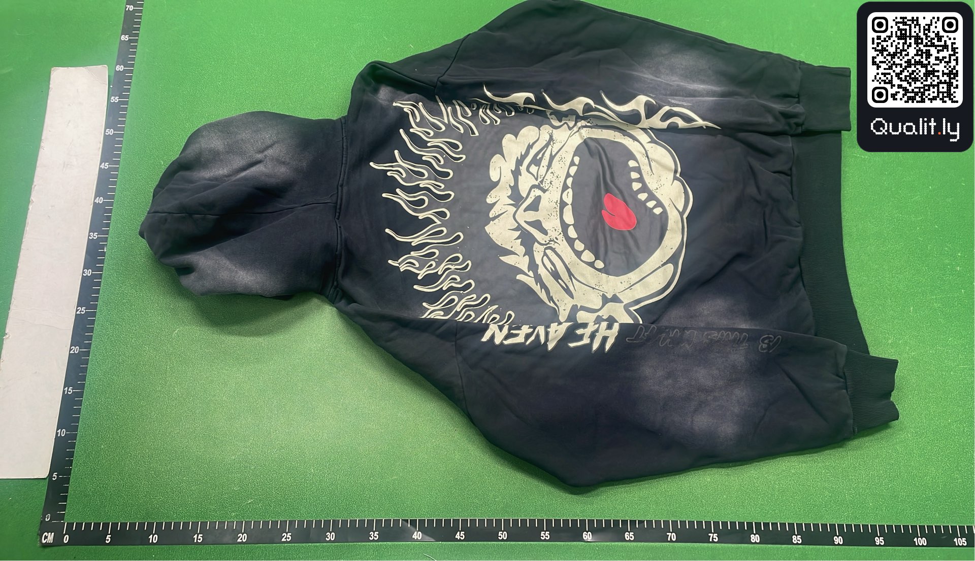 Hoodie QC photo 3 of 4