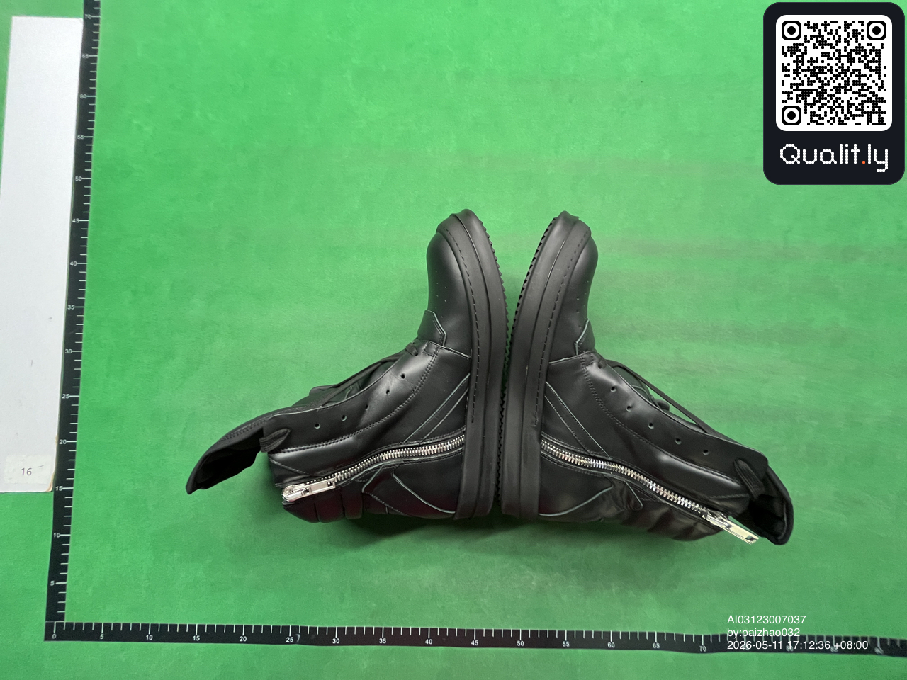 Sneakers — QC-foto 1 av 42