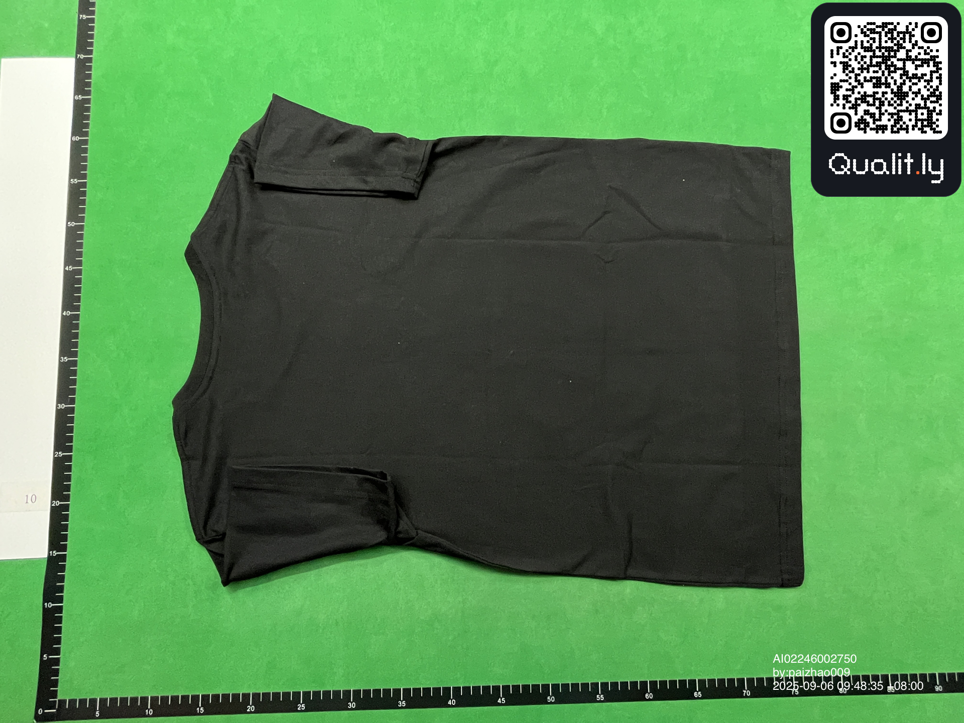 T-shirt — photo QC 2 sur 4