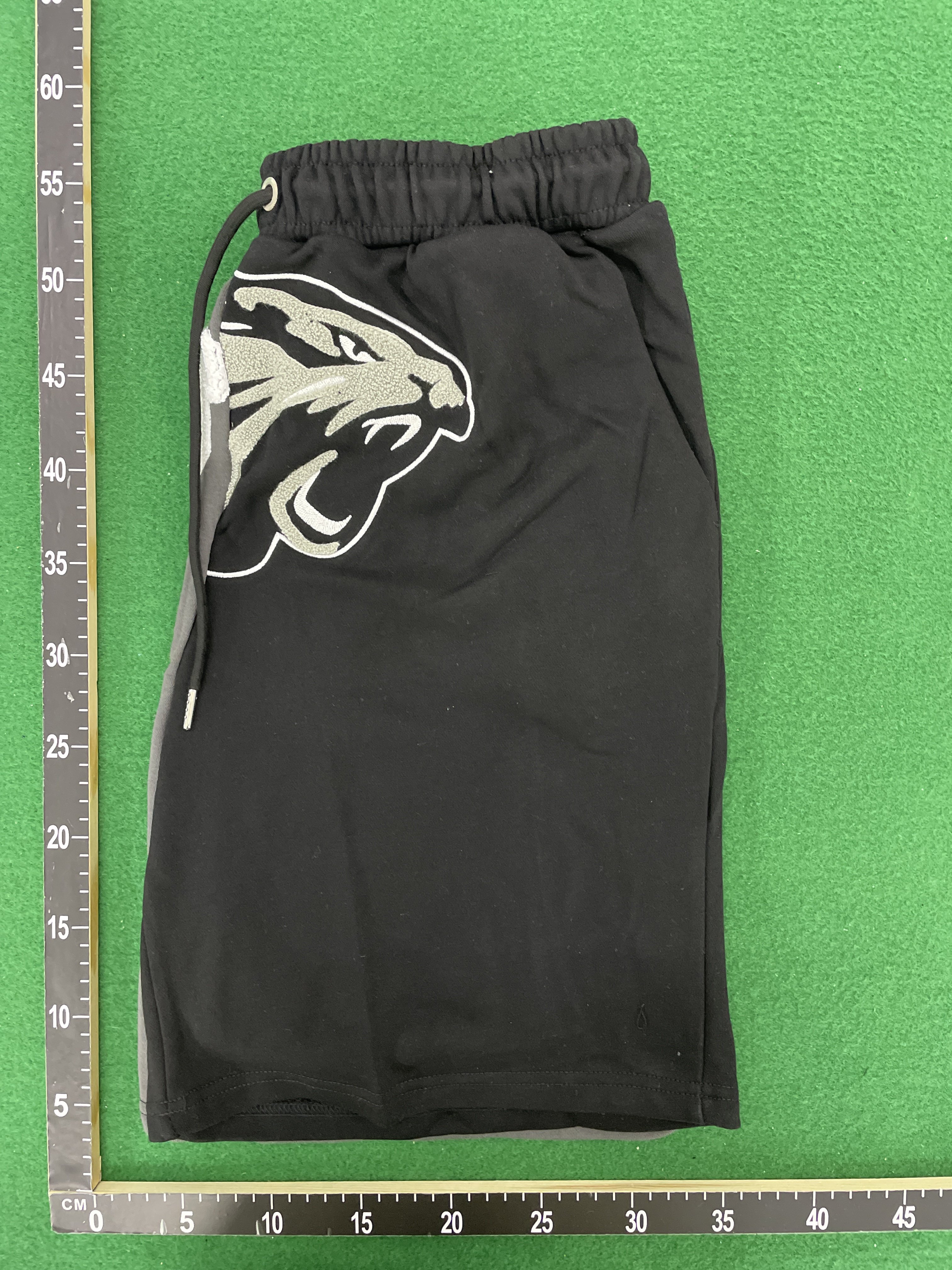 T-shirt — foto QC 1 di 15