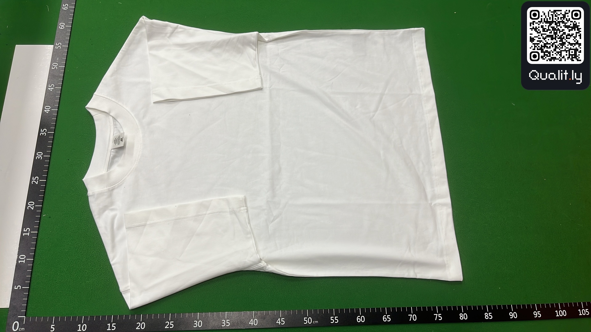 T恤 QC 照片 2 / 4