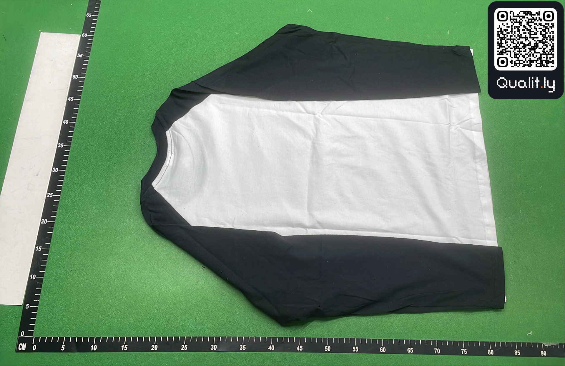 T-shirt QC photo 3 of 12
