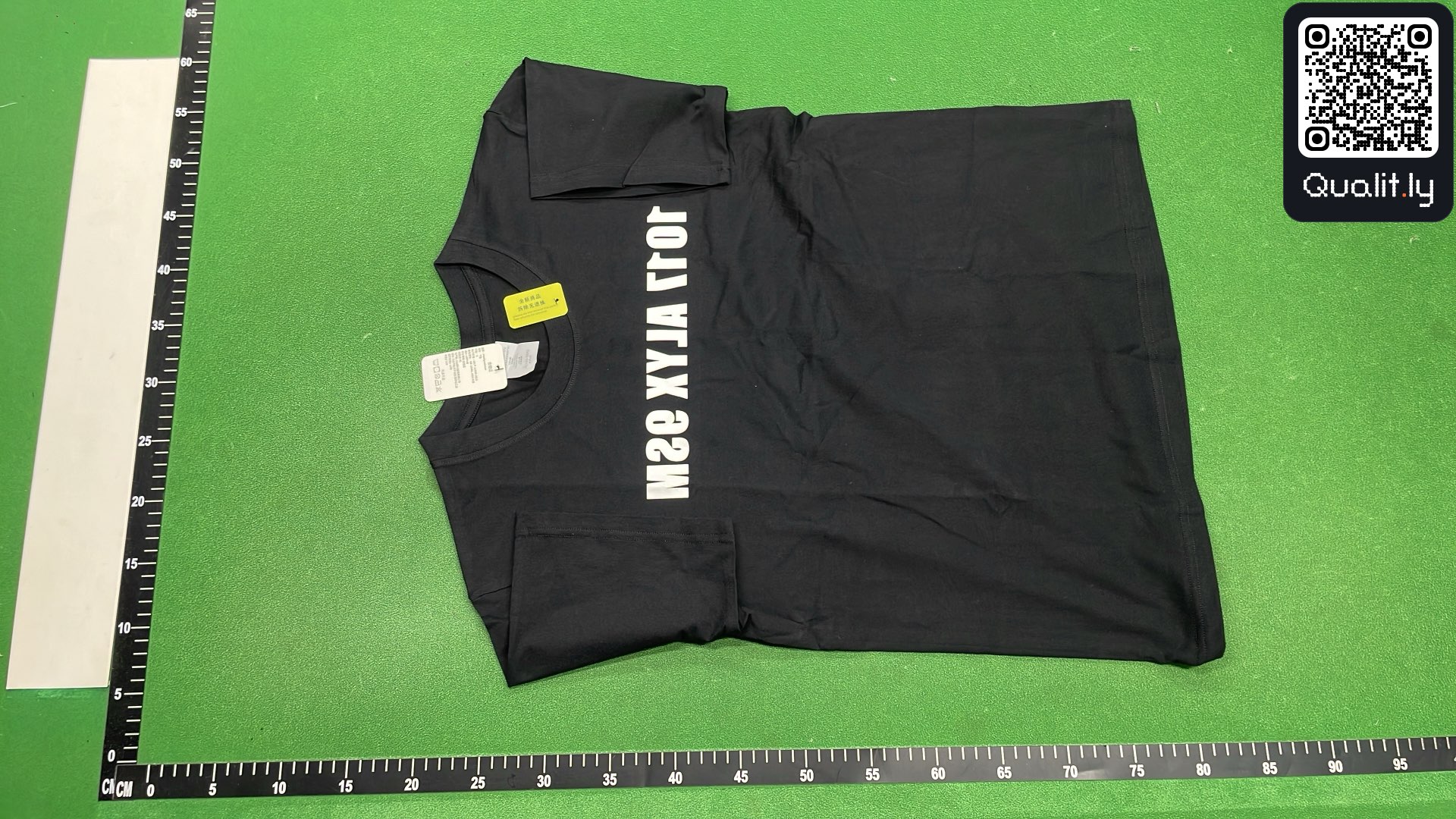 T-shirt — foto QC 2 di 14