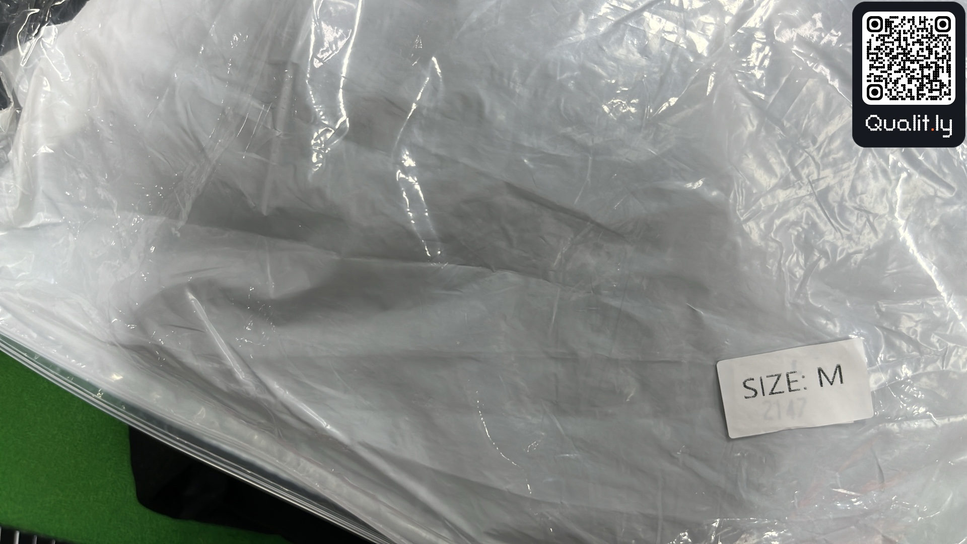Pants QC photo 1 of 46