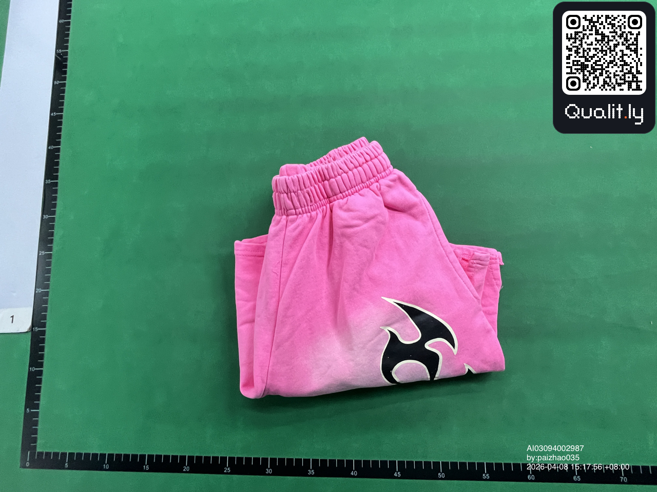 Shorts — QC-foto 1 av 48