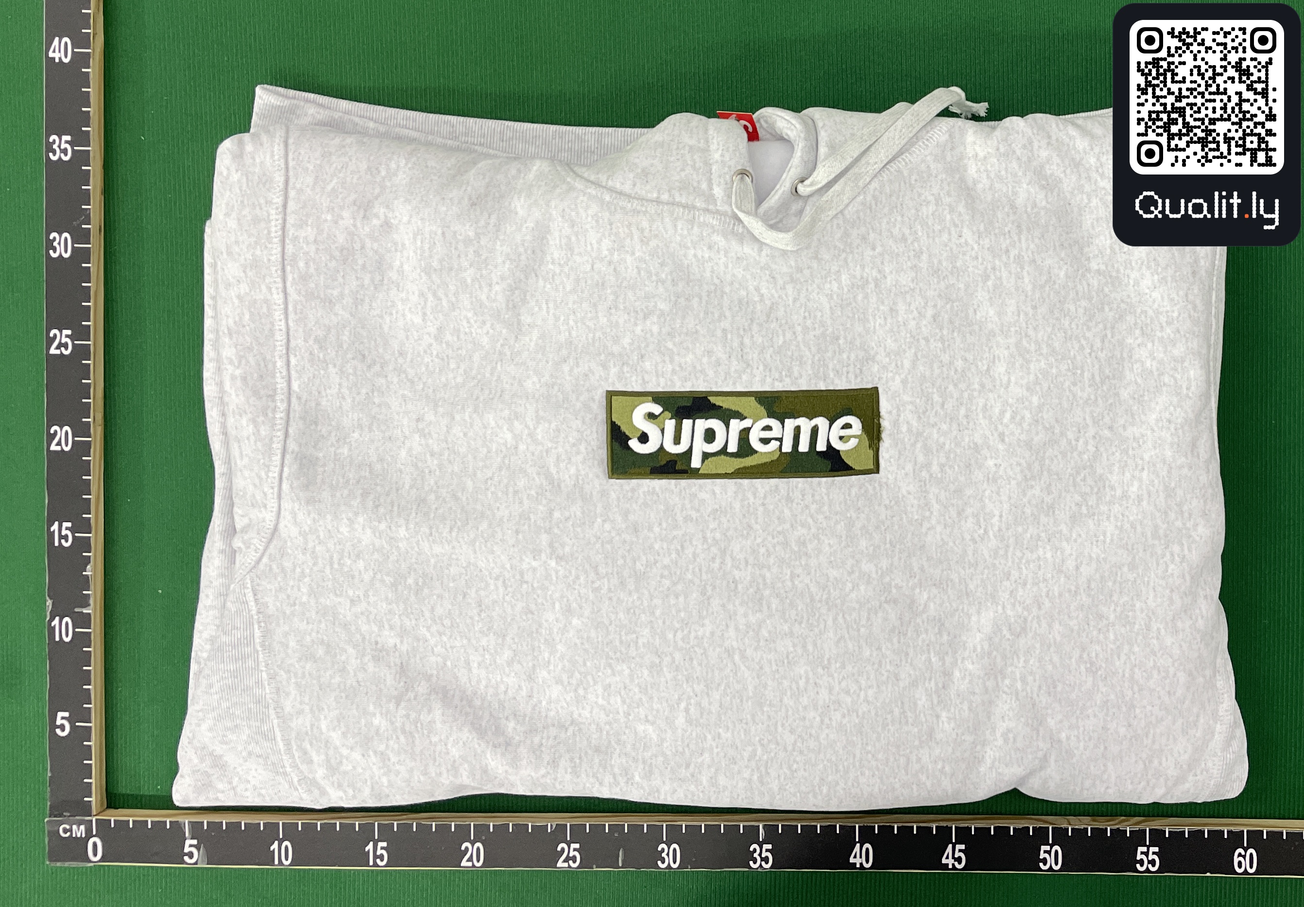 Hoodie QC photo 2 of 60